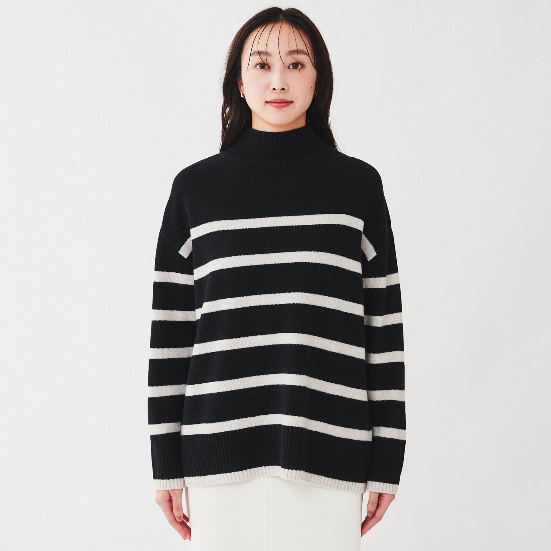 UNTITLED「ラムウールカシミヤ ボトルネックプルオーバーニット」|ニット・セーター|