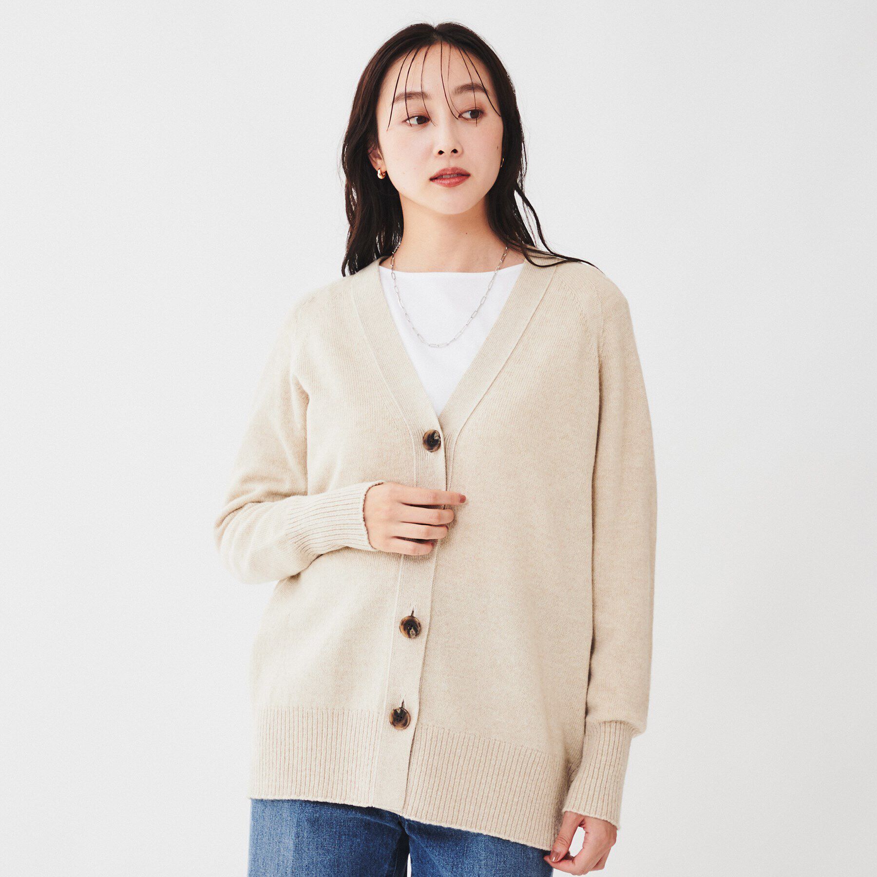 UNTITLED「ウールシルクカシミヤミックス Vネックカーディガン」|カーディガン|