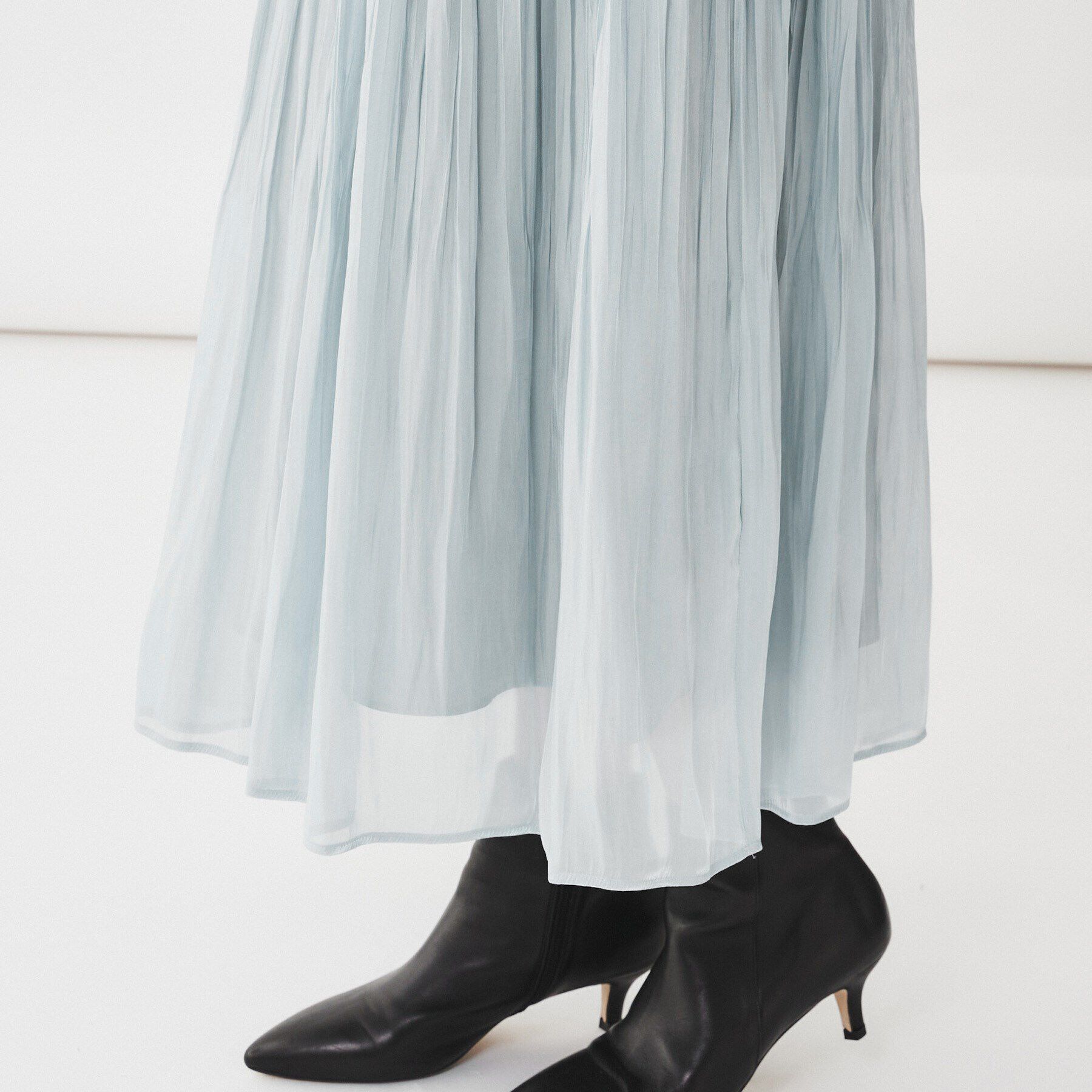 UNTITLED「【ウエストゴム/洗える】シアープリーツスカート」|スカート|