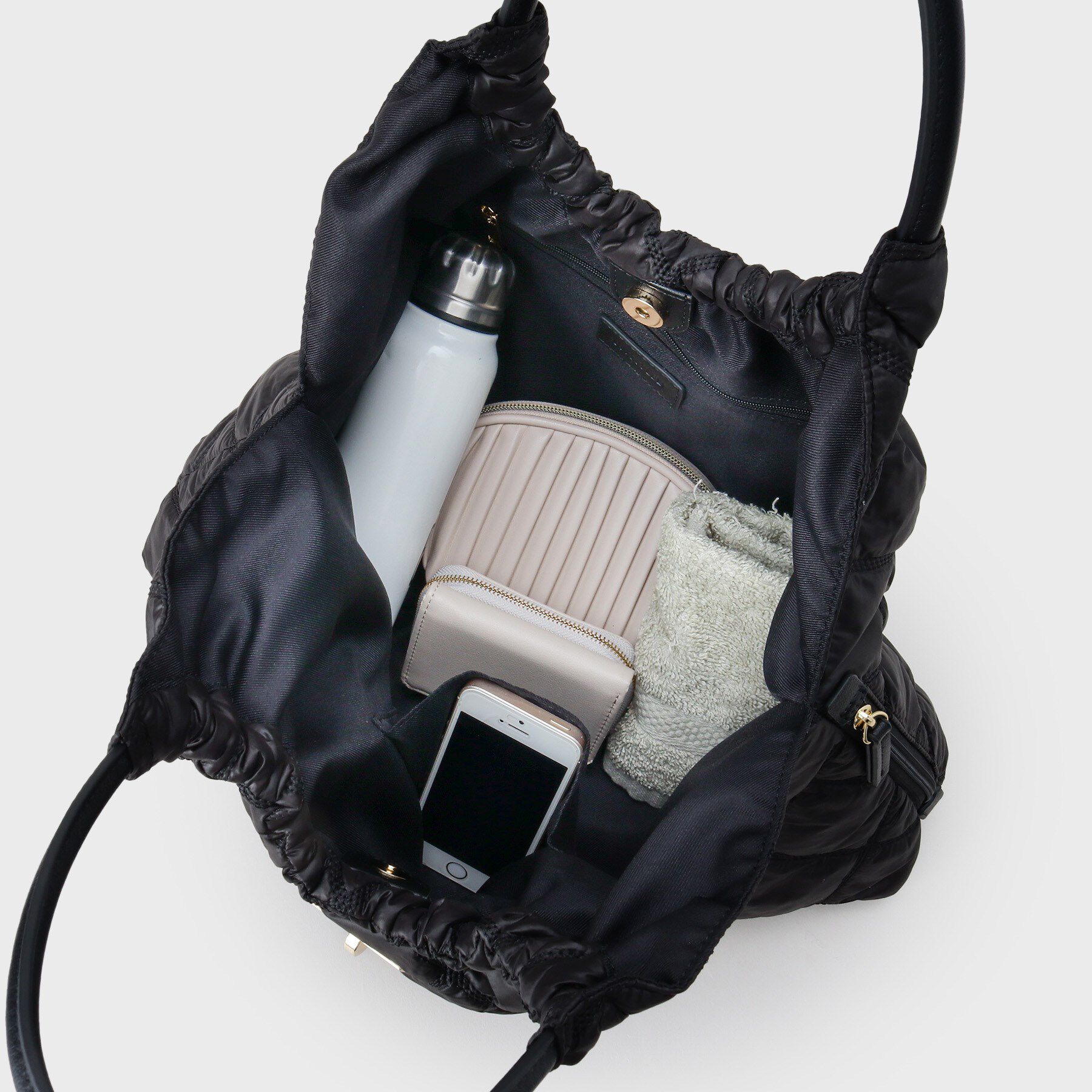 UNTITLED「軽やかナイロンフラットトート」|トートバッグ|