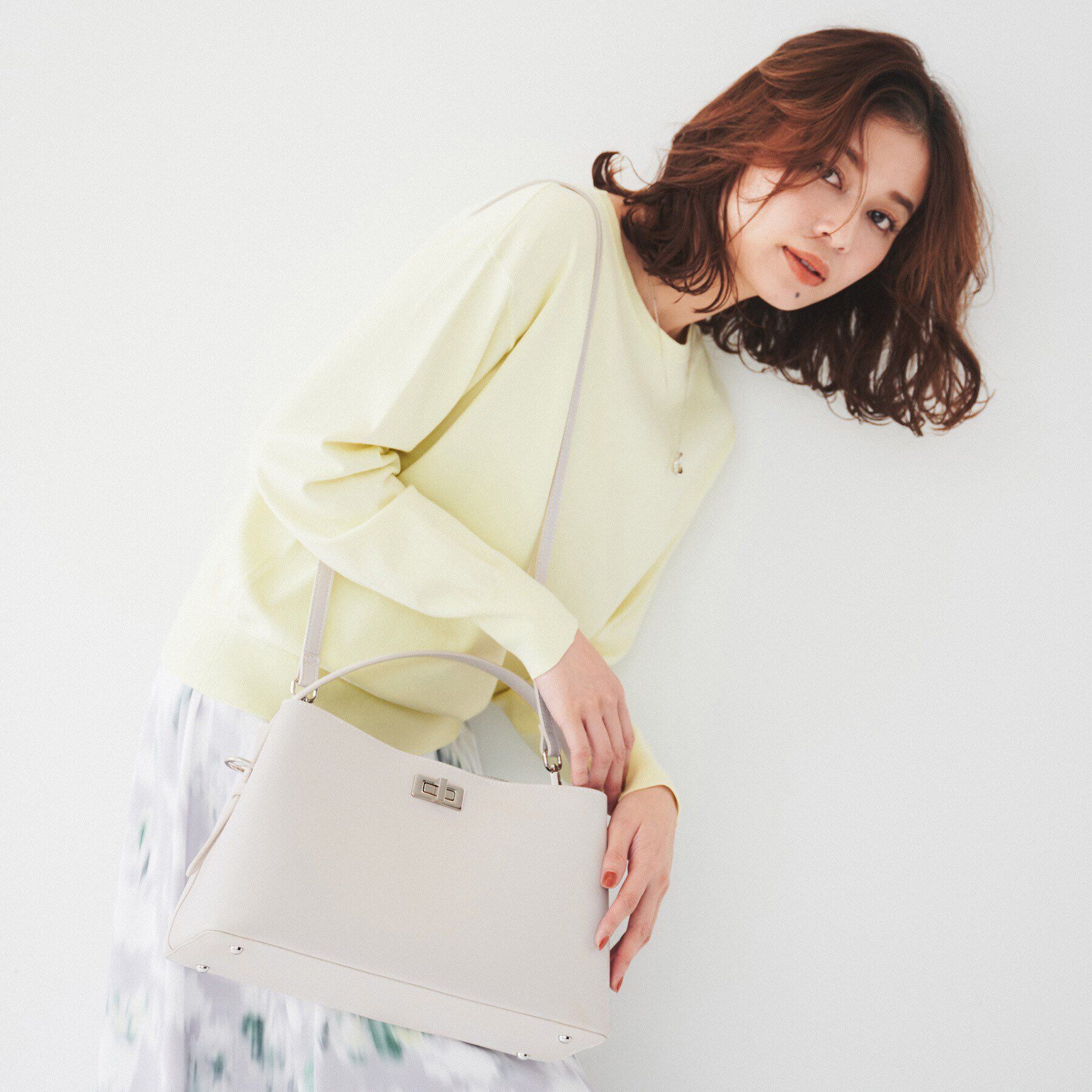 UNTITLED「【セレモニーにもおすすめ】エアリータペーズショルダー」|ショルダー・メッセンジャー|