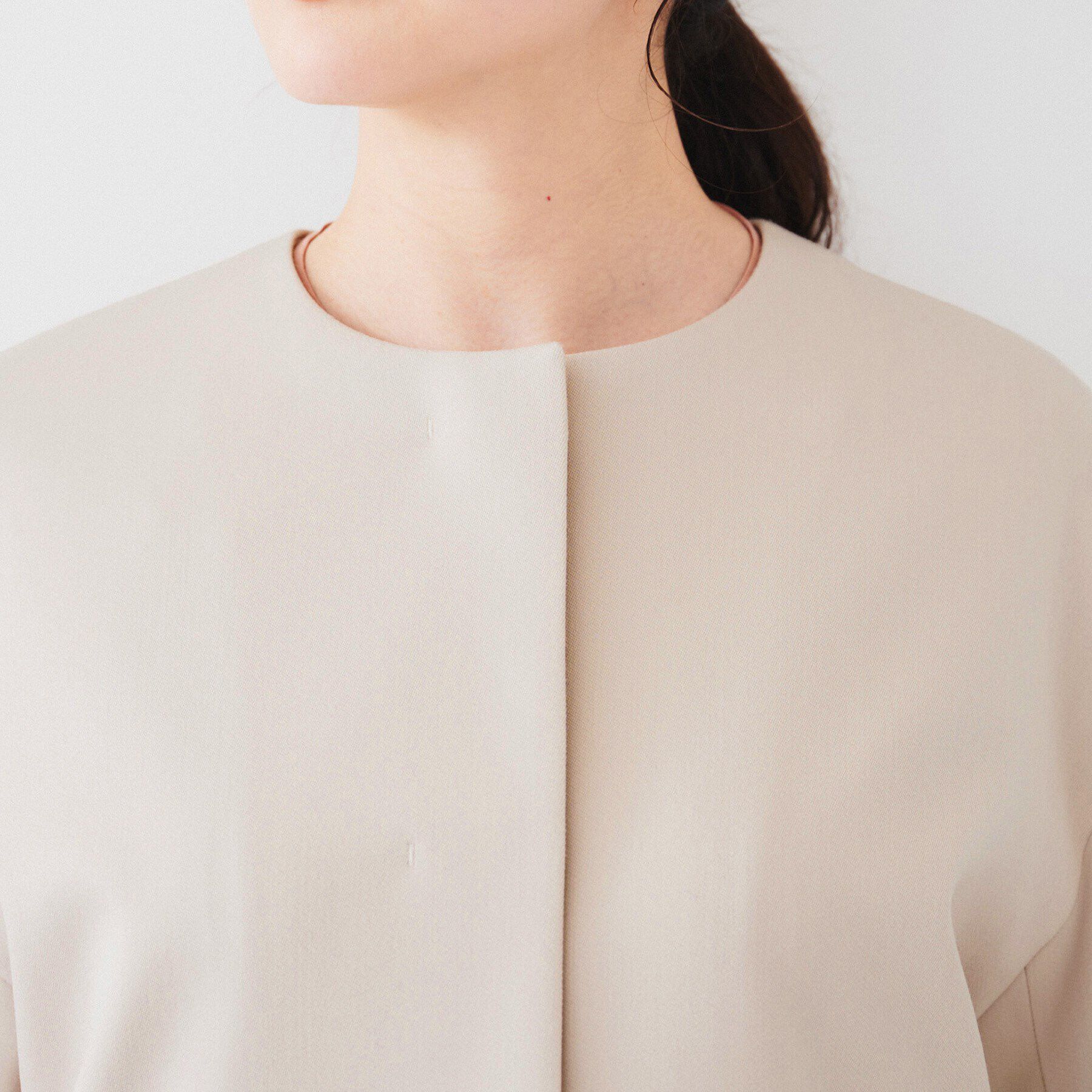 UNTITLED「ダブルクロス ノーカラーコート」|ノーカラーコート|