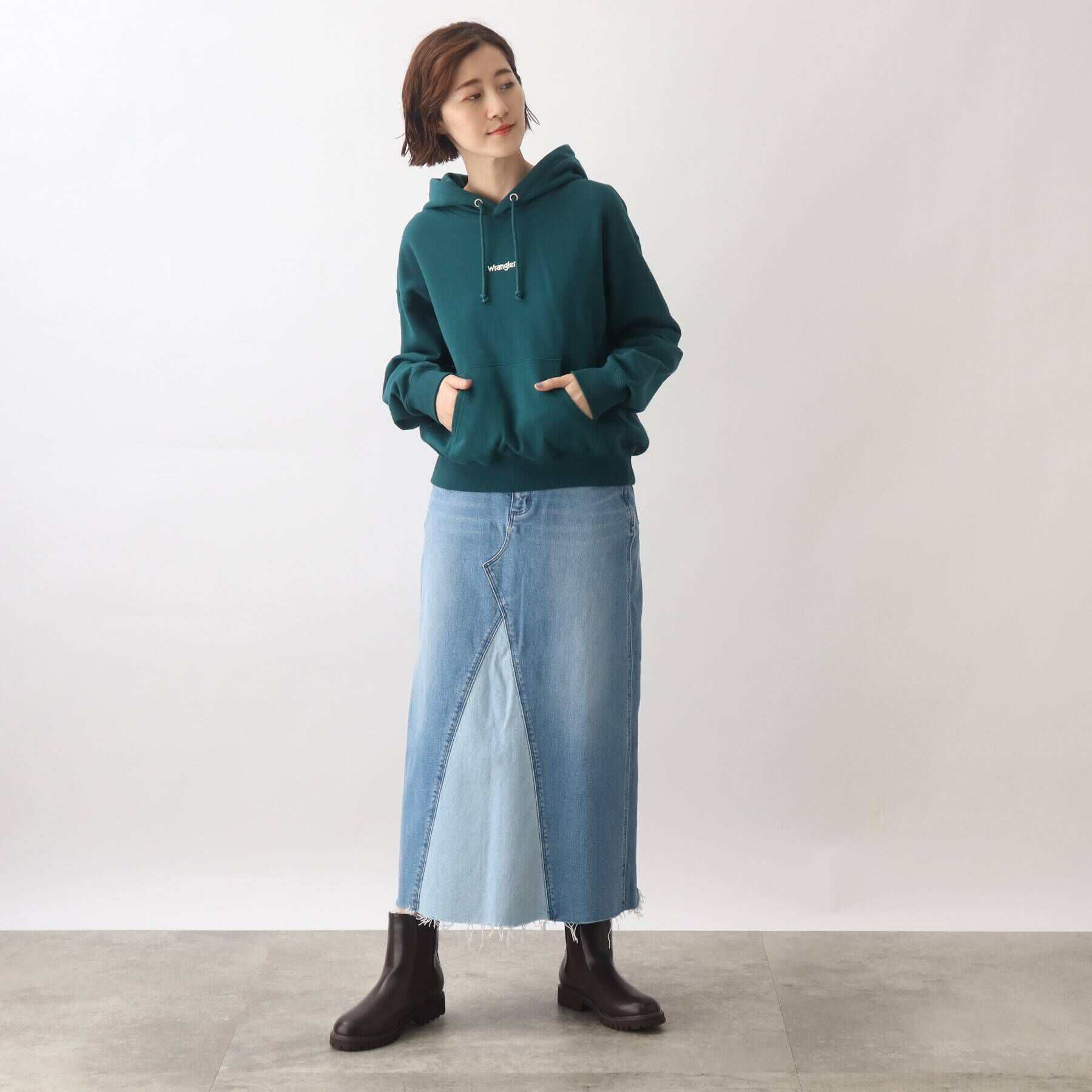 grove「【Wrangler（ラングラー）別注】オーバーサイズで旬なデザイン。裏毛フードプルオーバー」|パーカー|