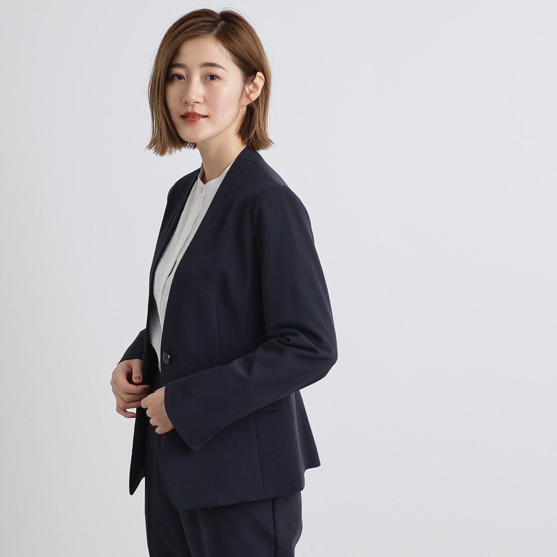 grove「しなやかストレッチ イージーケアジャケット」|ノーカラージャケット|