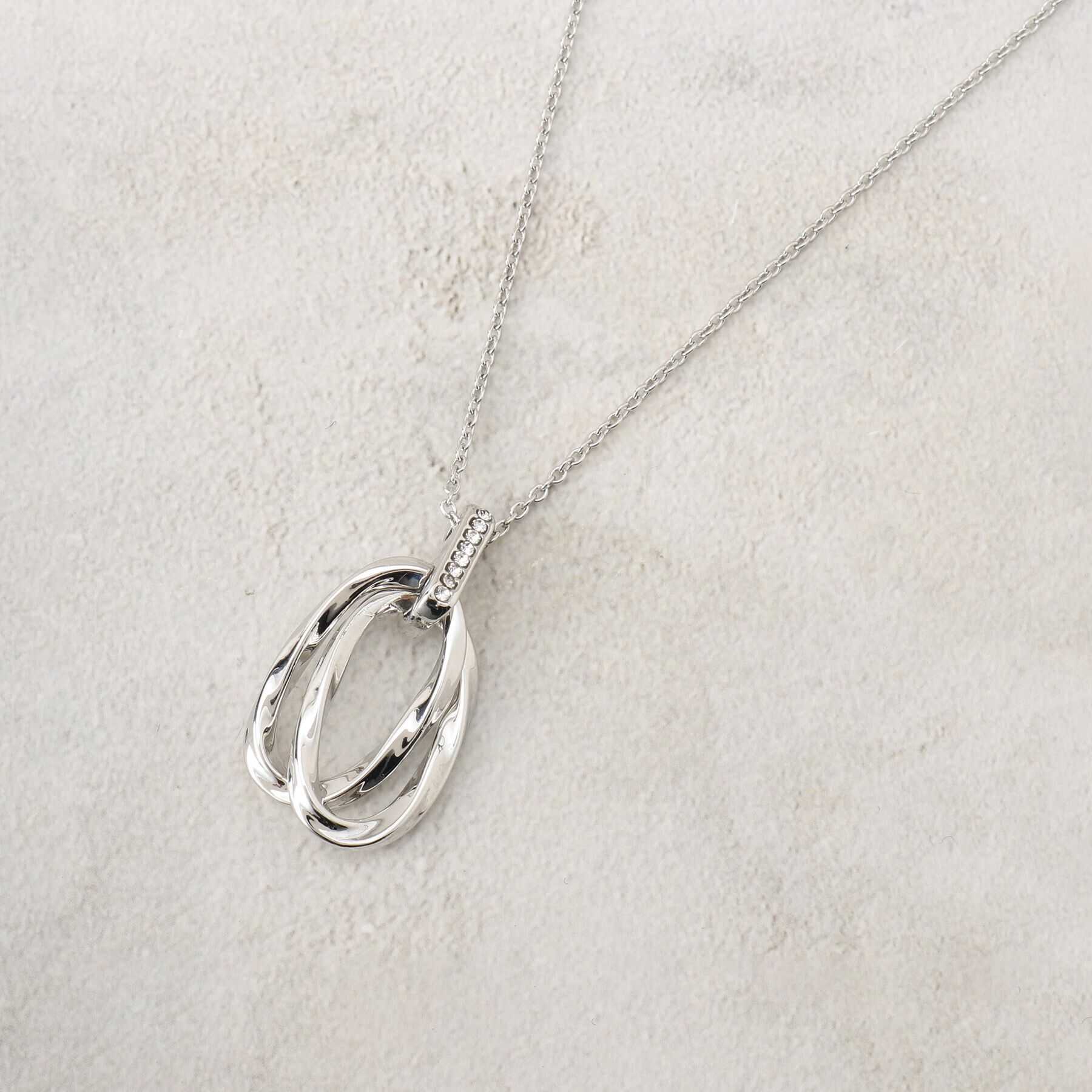 grove「ツイストオーバルビジューネックレス」|ネックレス|シルバー(006)