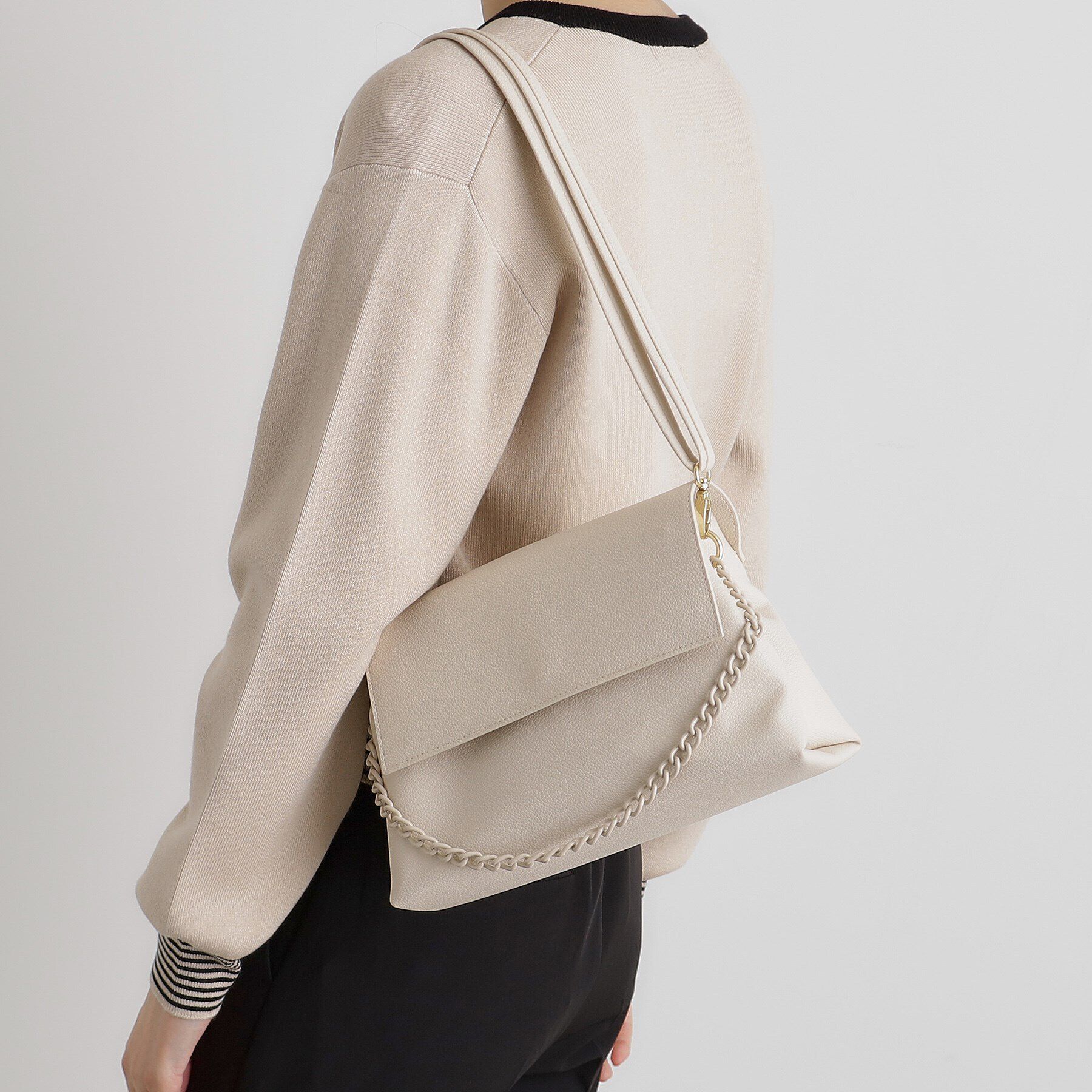 grove「人間工学フラップスクエアショルダー」|ショルダー・メッセンジャー|アイボリー(004)