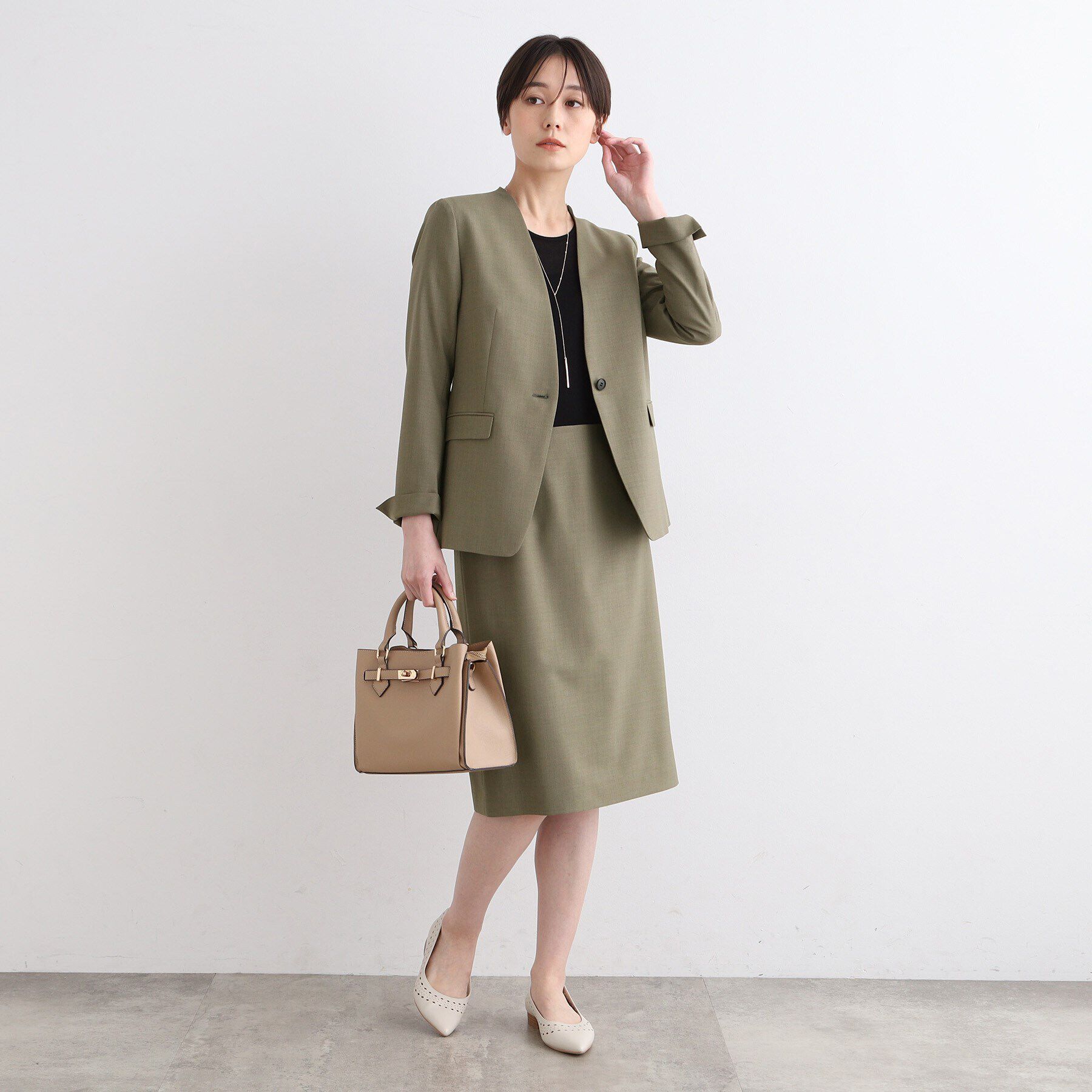 INDIVI「【定番スーツ／ウール混】無地ノーカラージャケット」|スーツ|