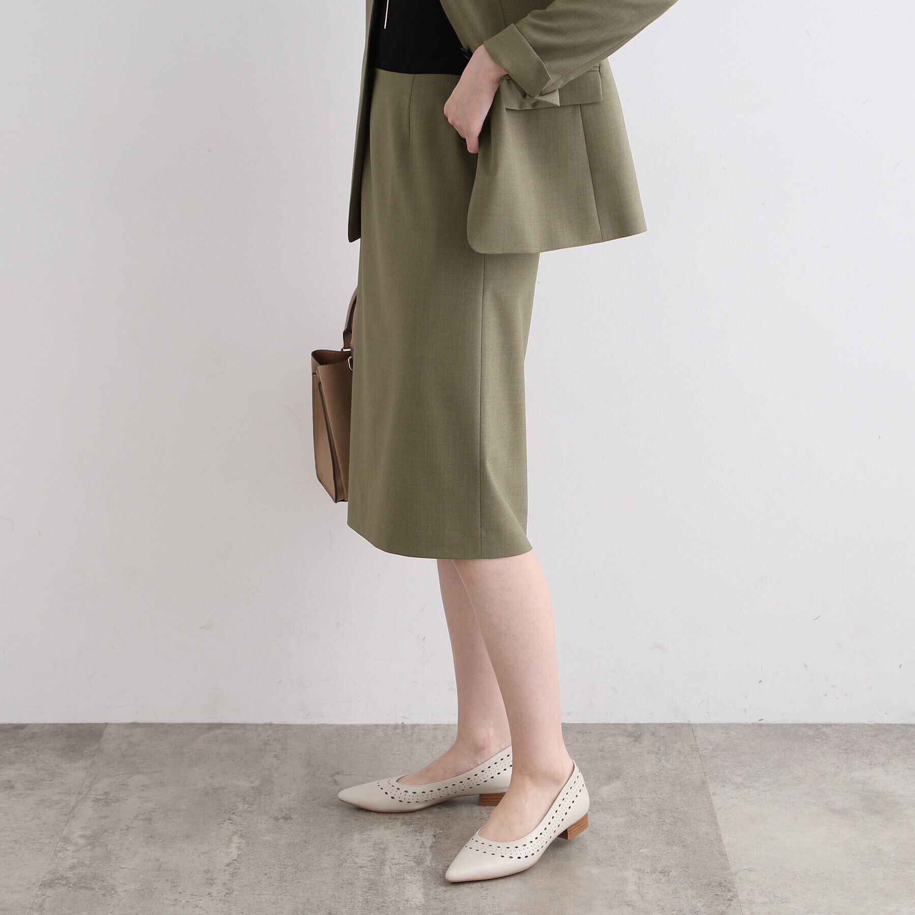 INDIVI「【定番スーツ／ウール混】無地ストレートスカート」|スーツ|