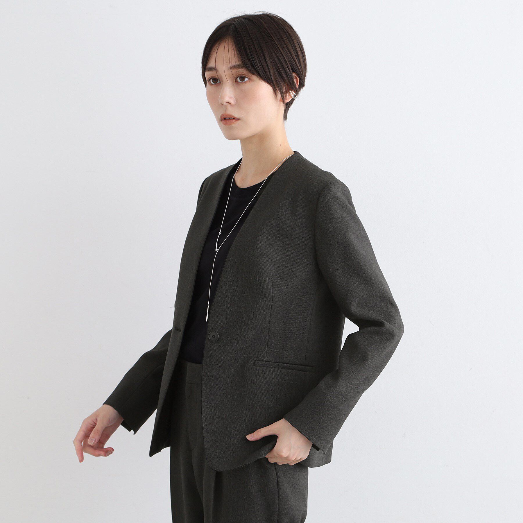 INDIVI「【洗える／UVケア／定番スーツ】ウール調ノーカラージャケット」|スーツ|