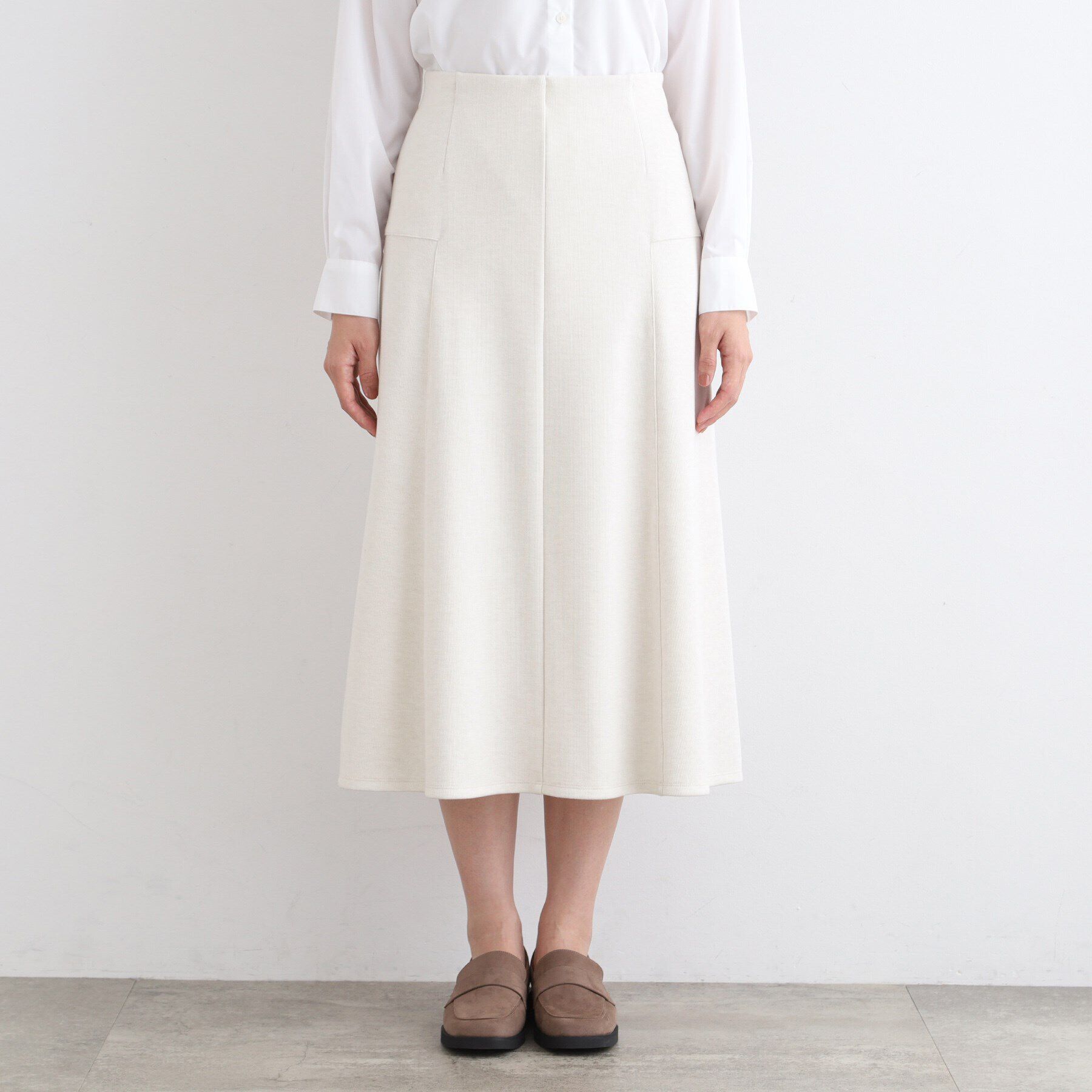INDIVI「【洗える／UVケア／SETUP可能】ライトジャージ セミフレアスカート」|スカート|