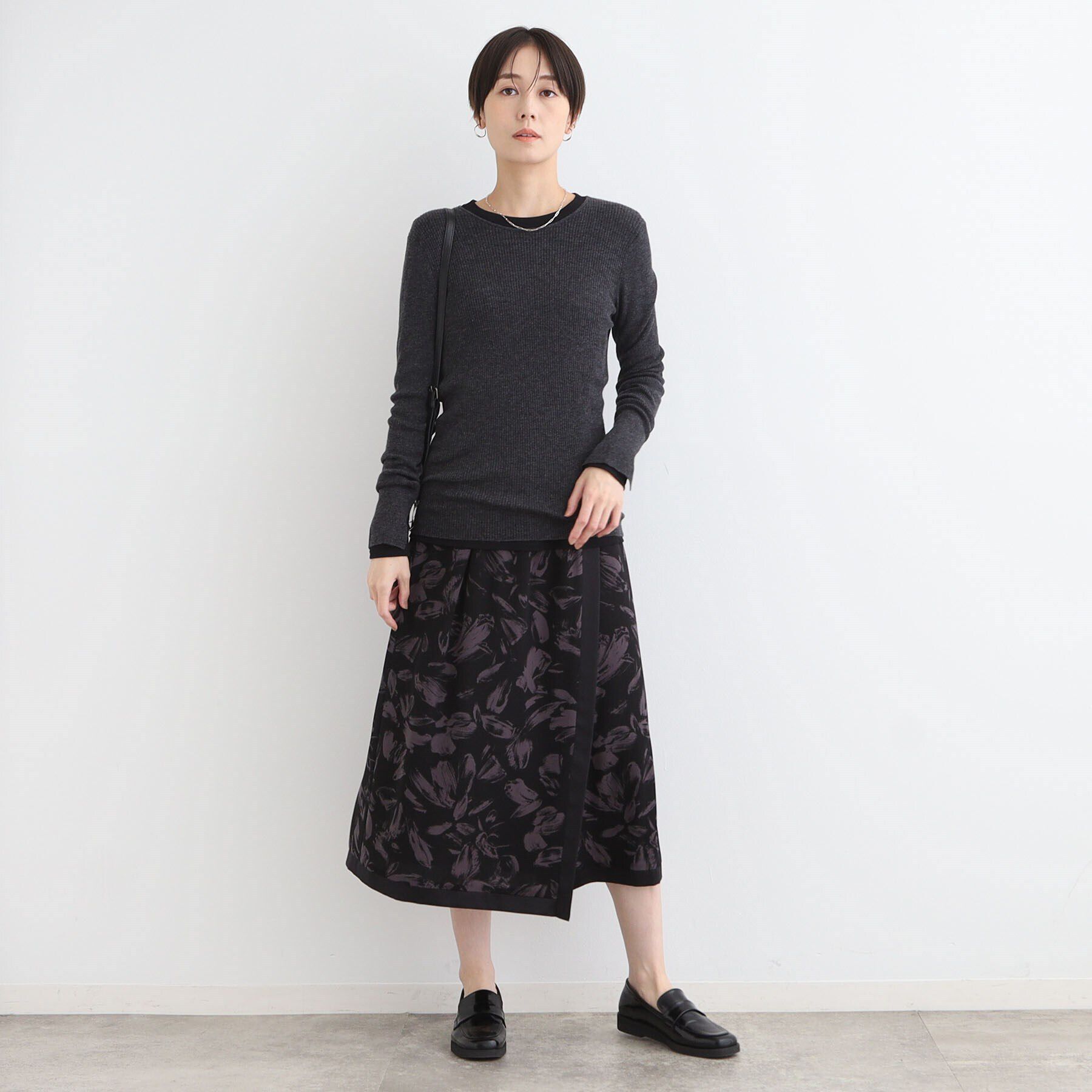 INDIVI「【洗える／ウール混／シアーラメ】ラウンドネックニット」|ニット・セーター|