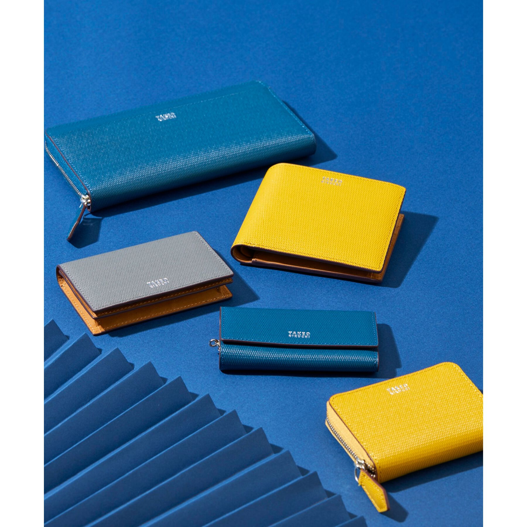 TAKEO KIKUCHI「【ソフト＆ナチュラル】ミニメッシュ レザー 名刺入れ」|名刺入れ・カードケース|