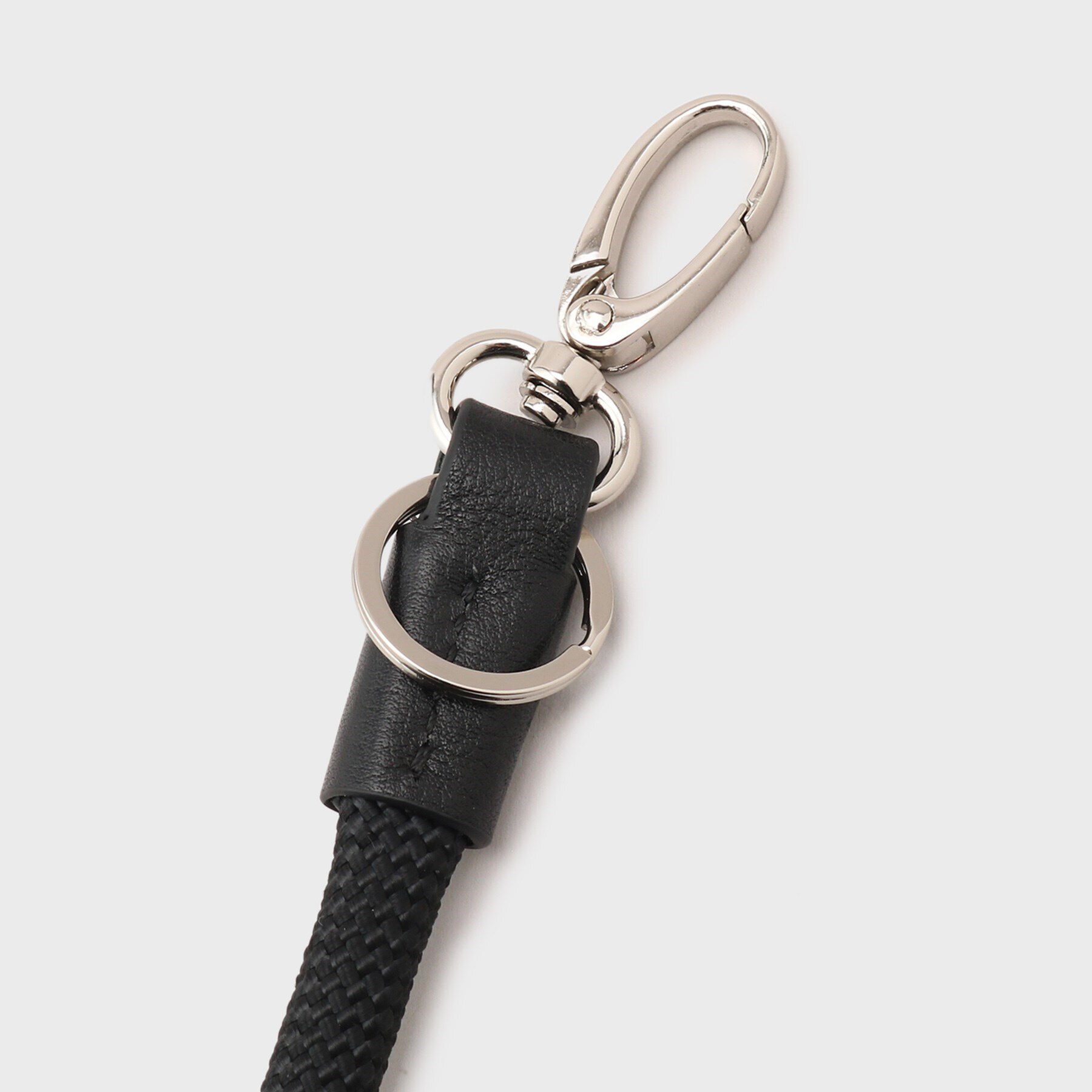 TAKEO KIKUCHI「ザイルコード モバイルストラップ」|モバイルケース|