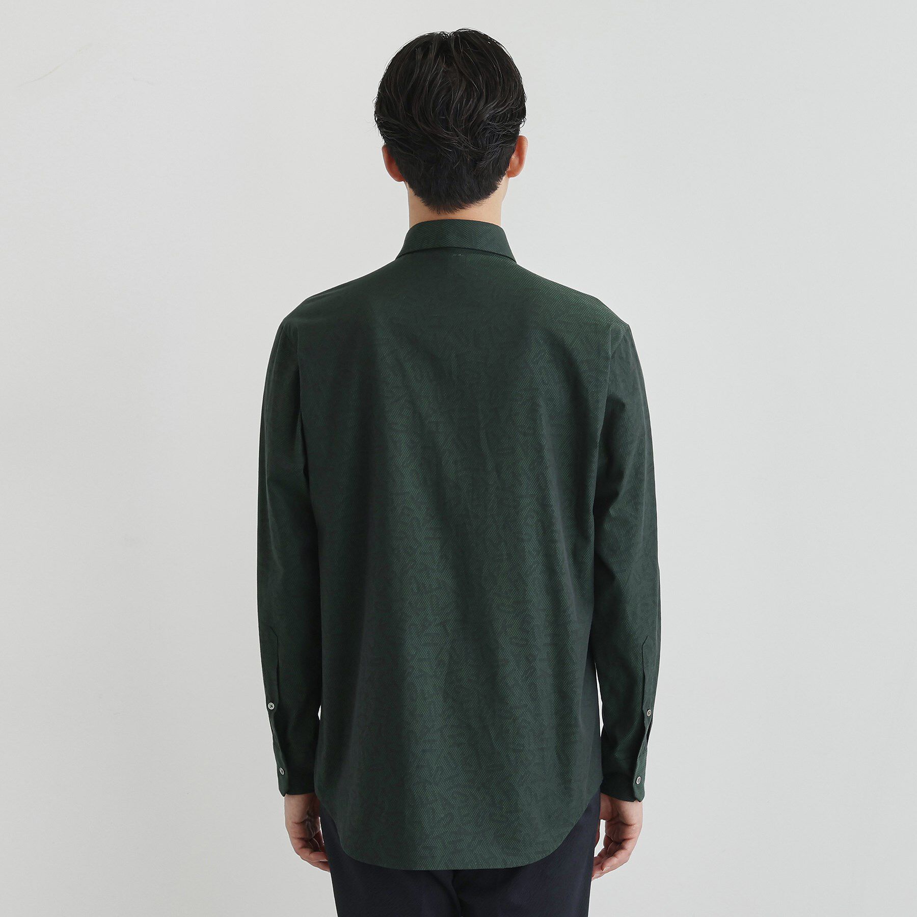 TAKEO KIKUCHI「ランダムロゴ ドビーシャツ」|シャツ・ブラウス|