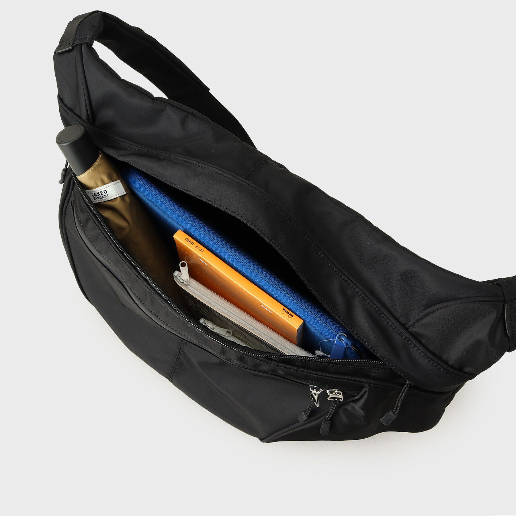 tk.TAKEO KIKUCHI「ラウンドビッグショルダーバッグ」|ショルダー・メッセンジャー|