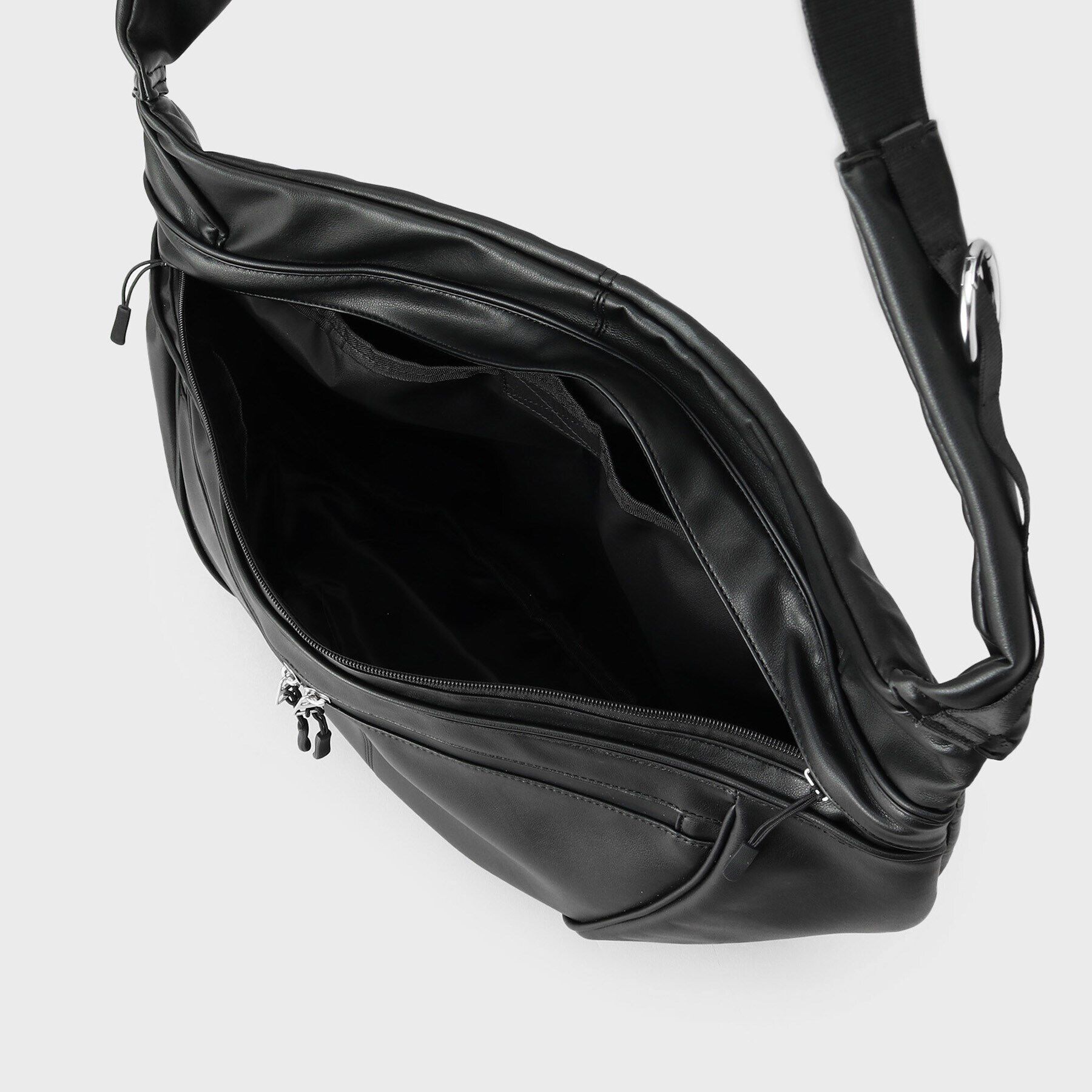 tk.TAKEO KIKUCHI「ラウンドビッグショルダーバッグ」|ショルダー・メッセンジャー|