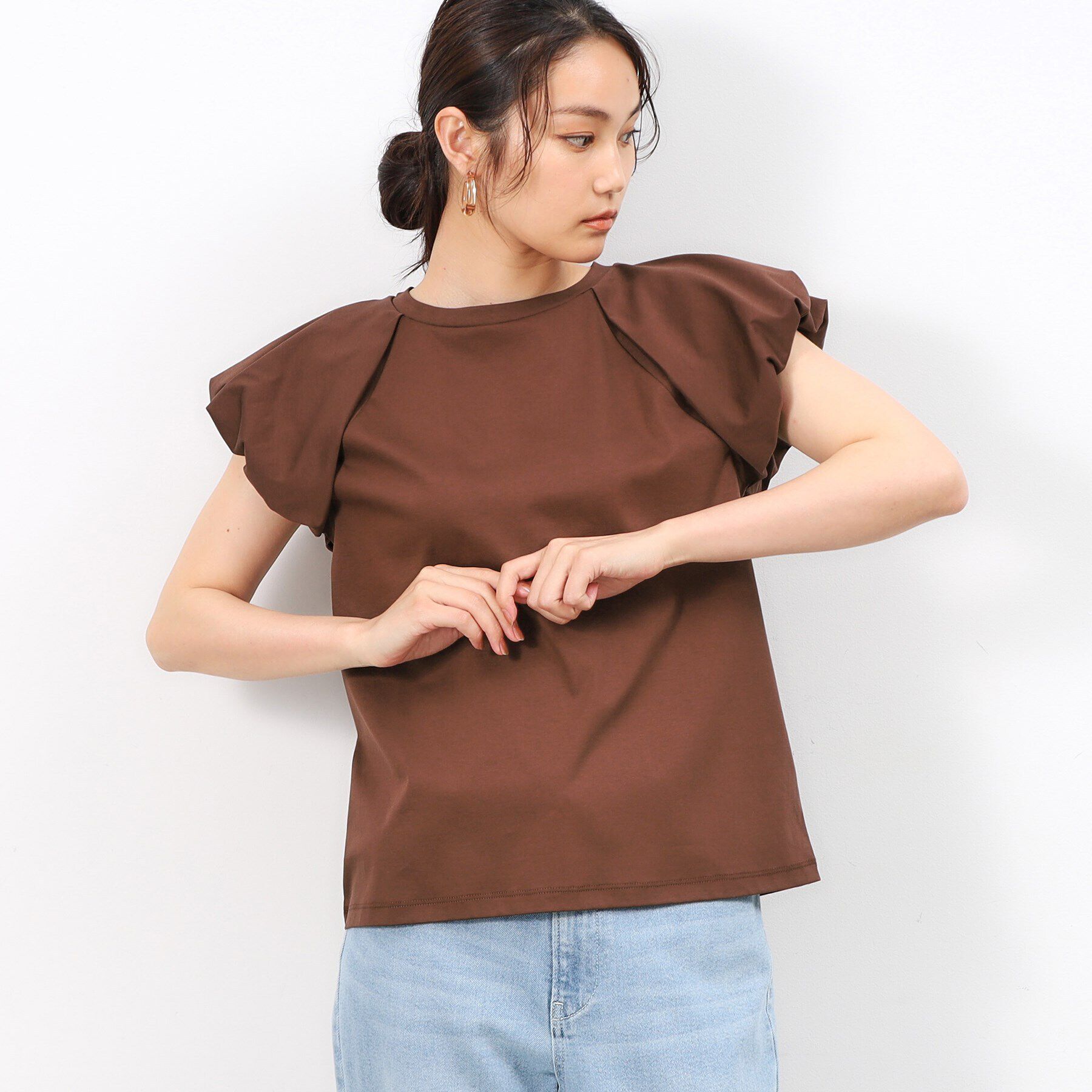 OPAQUE.CLIP「《美人百花掲載》バルーンスリーブカットソー【洗濯機洗い可】」|Tシャツ・カットソー|ブラウン(043)