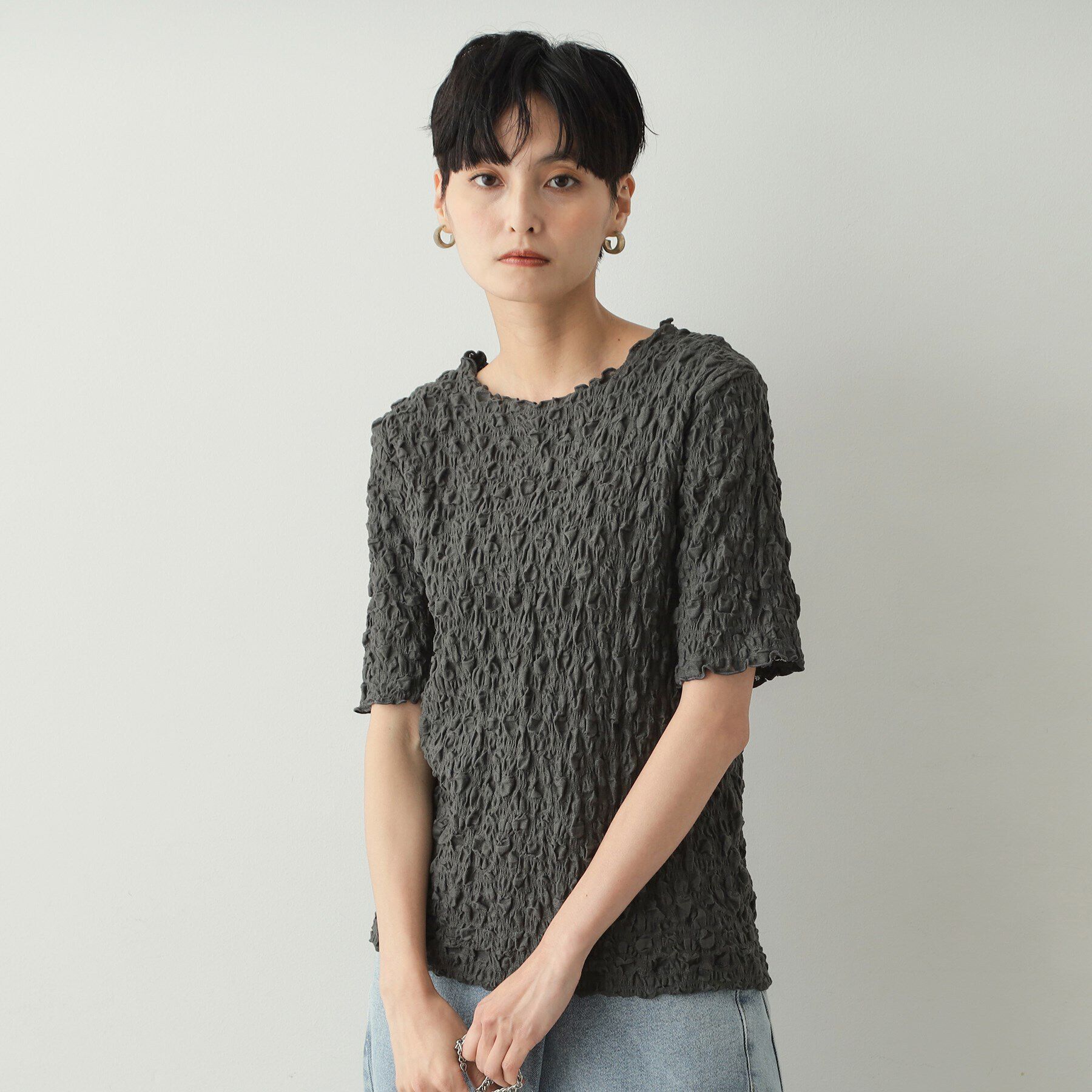 OPAQUE.CLIP「シャーリングレース5分袖カットソー【洗濯機洗い可】」|Tシャツ・カットソー|チャコールグレー(0