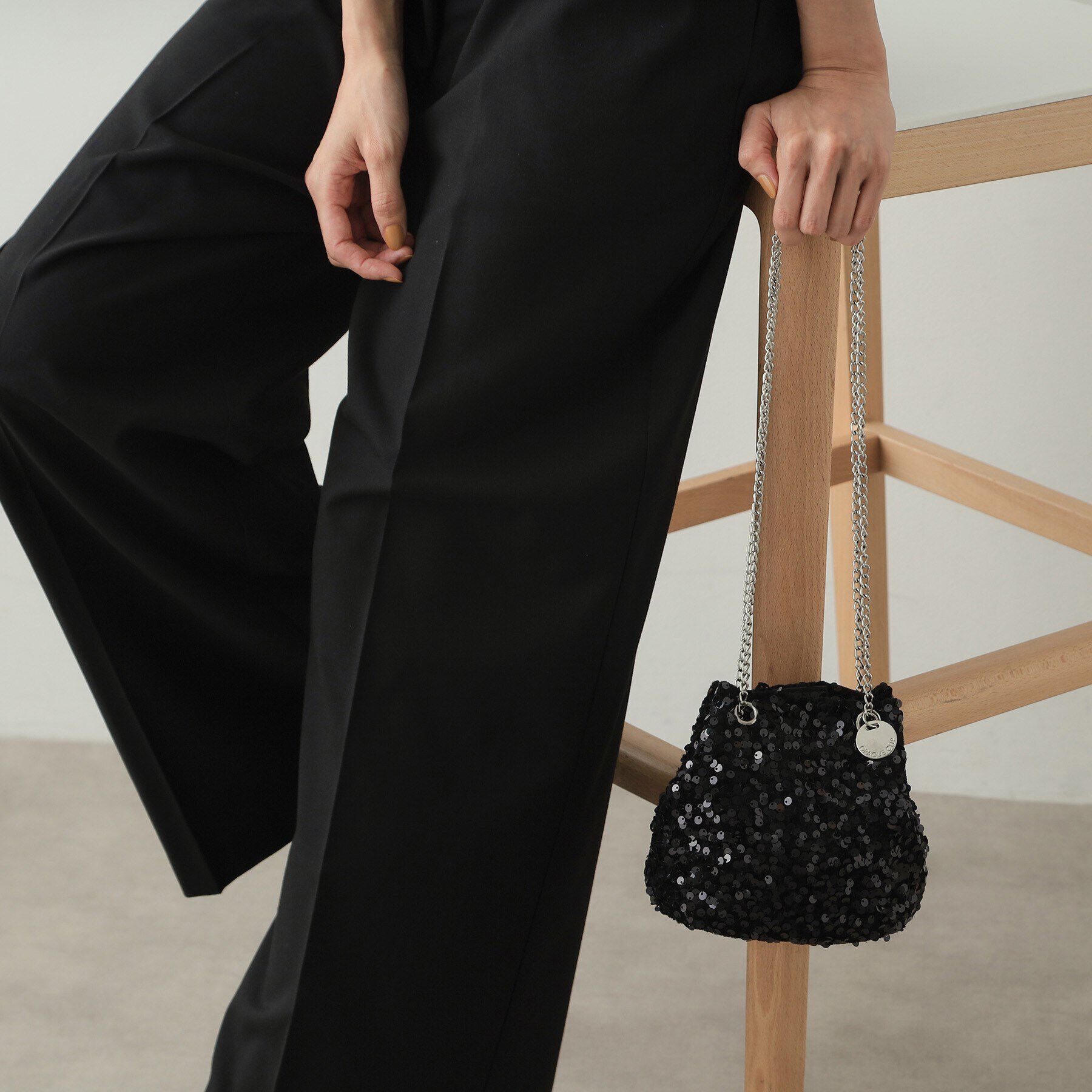 OPAQUE.CLIP「【2WAY】スパンコール巾着ミニショルダーバッグ」|ショルダー・メッセンジャー|