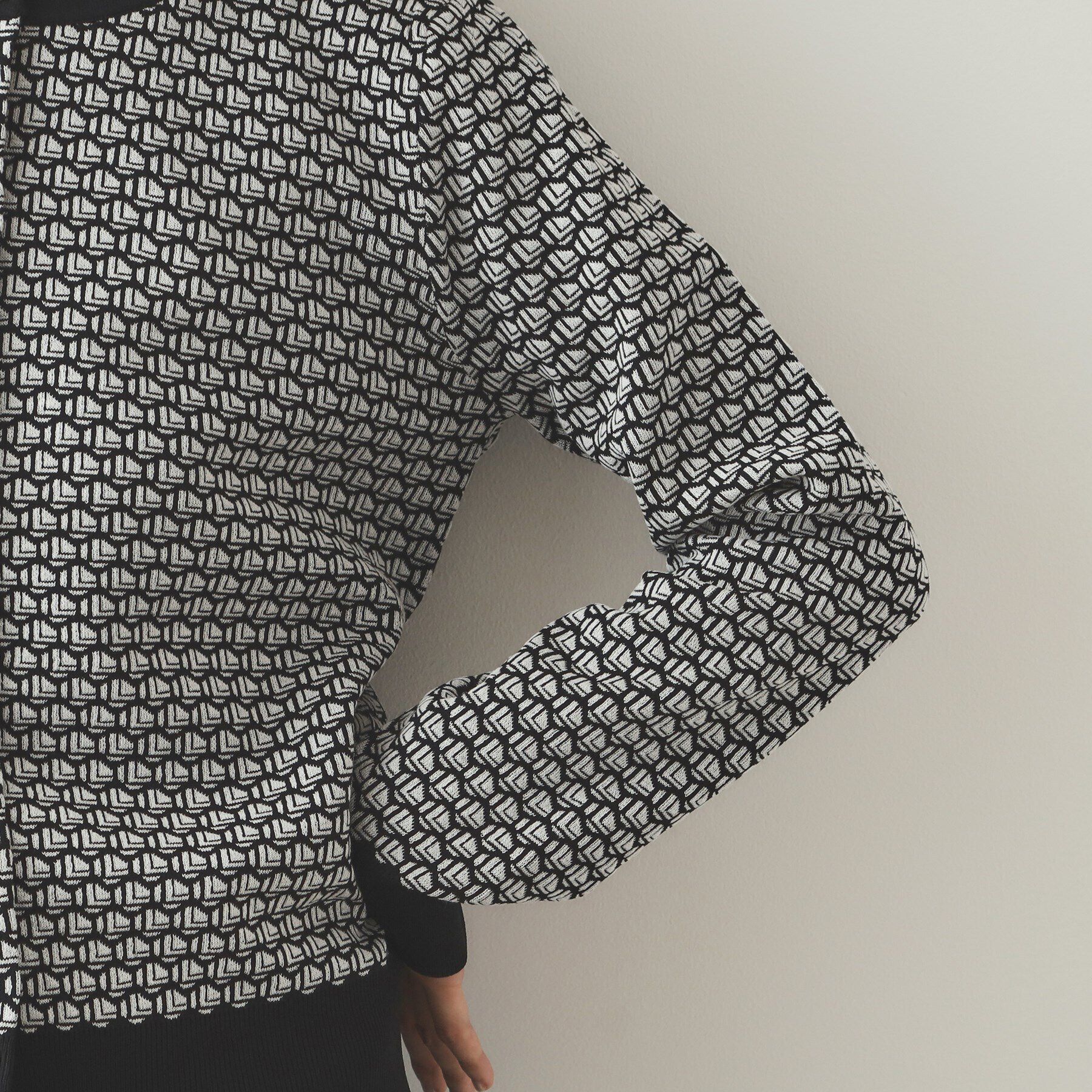 OPAQUE.CLIP「幾何学柄ジャカード ニットカーディガン【洗濯機洗い可/抗ピル】」|カーディガン|