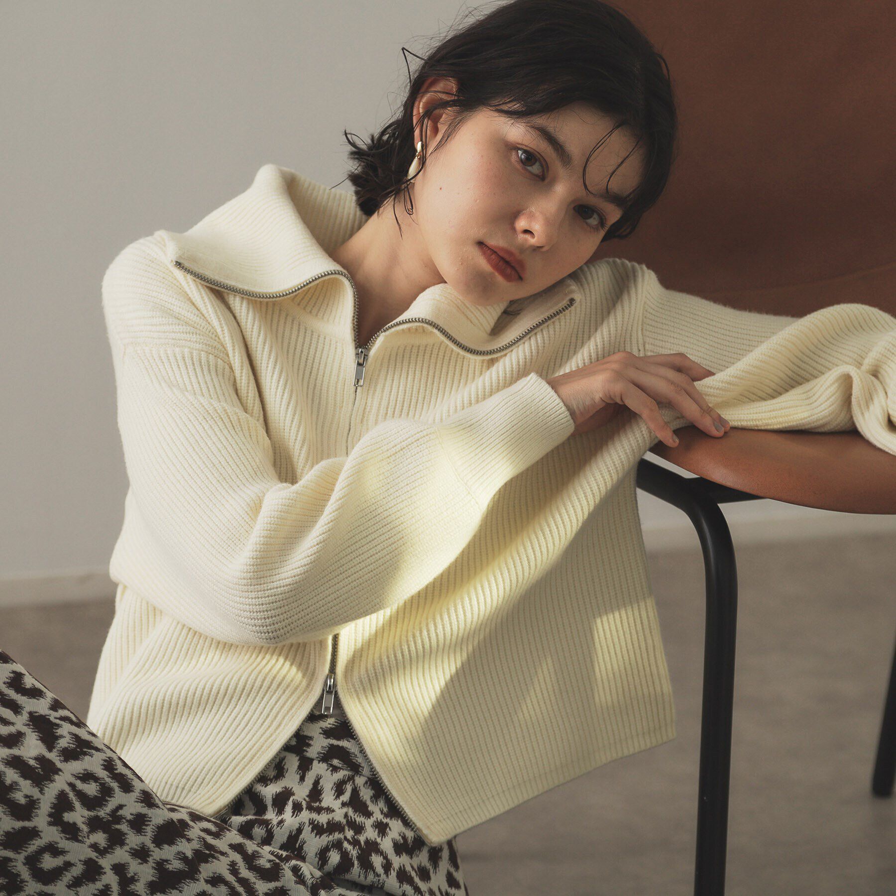 OPAQUE.CLIP「ダブルZIPミドルゲージニットカーディガン【洗濯機洗い可】」|ニット・セーター|オフホワイト(003