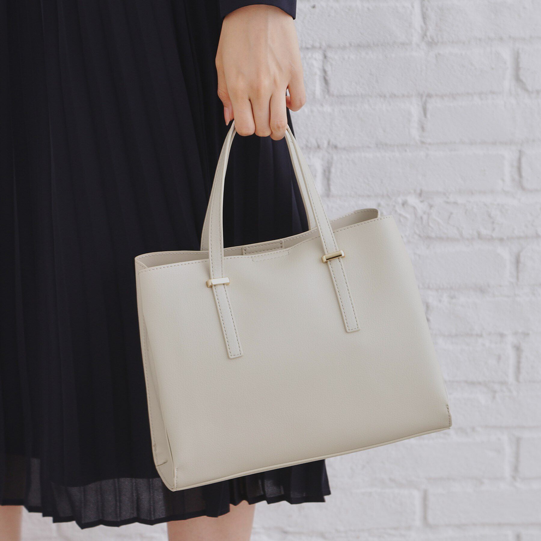 OPAQUE.CLIP「【2WAY】フロントバースクエアデザインミドルバッグ」|ハンドバッグ|アイボリー(004)