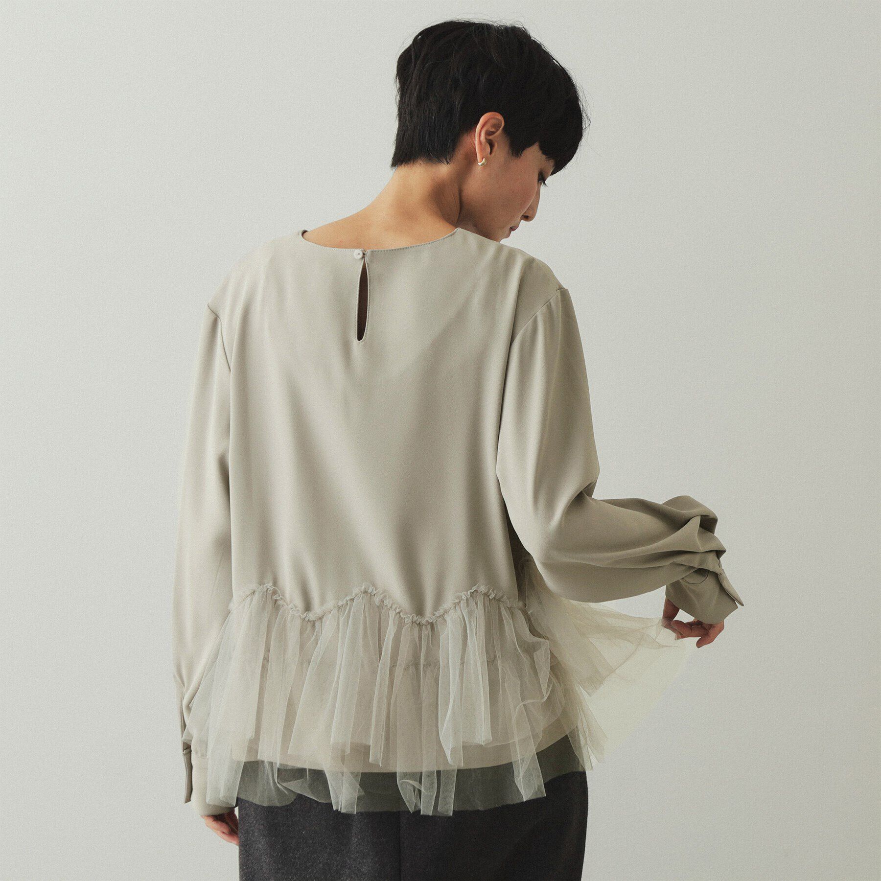 OPAQUE.CLIP「チュールドッキング ペプラムブラウス【洗濯機洗い可】」|シャツ・ブラウス|