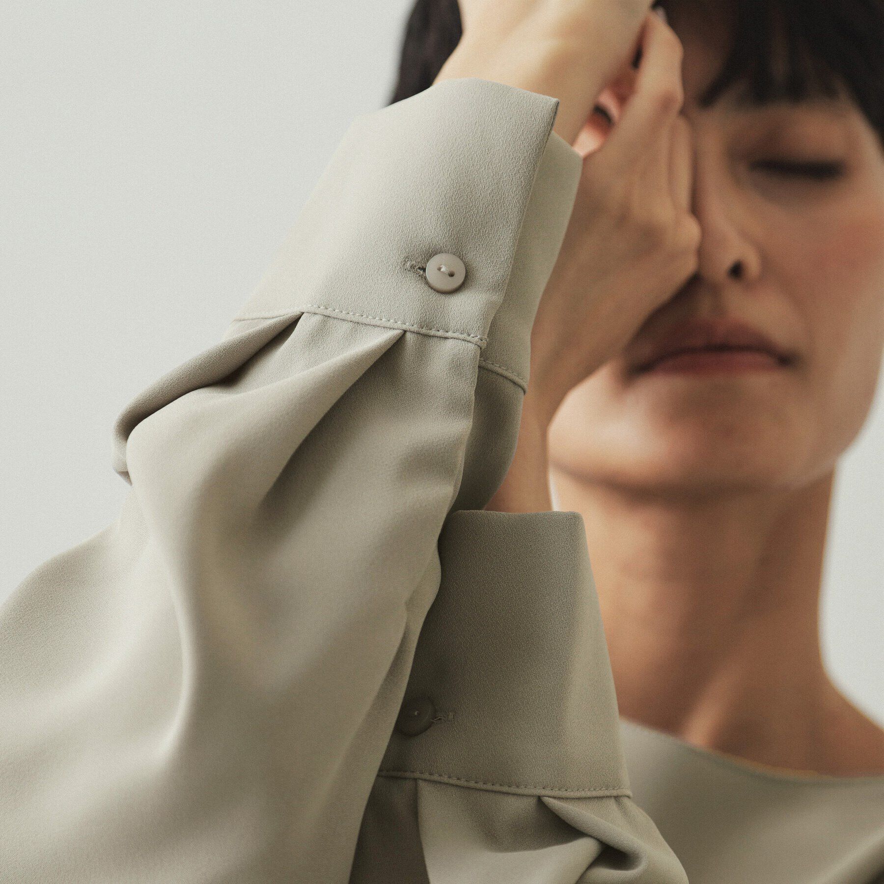 OPAQUE.CLIP「チュールドッキング ペプラムブラウス【洗濯機洗い可】」|シャツ・ブラウス|