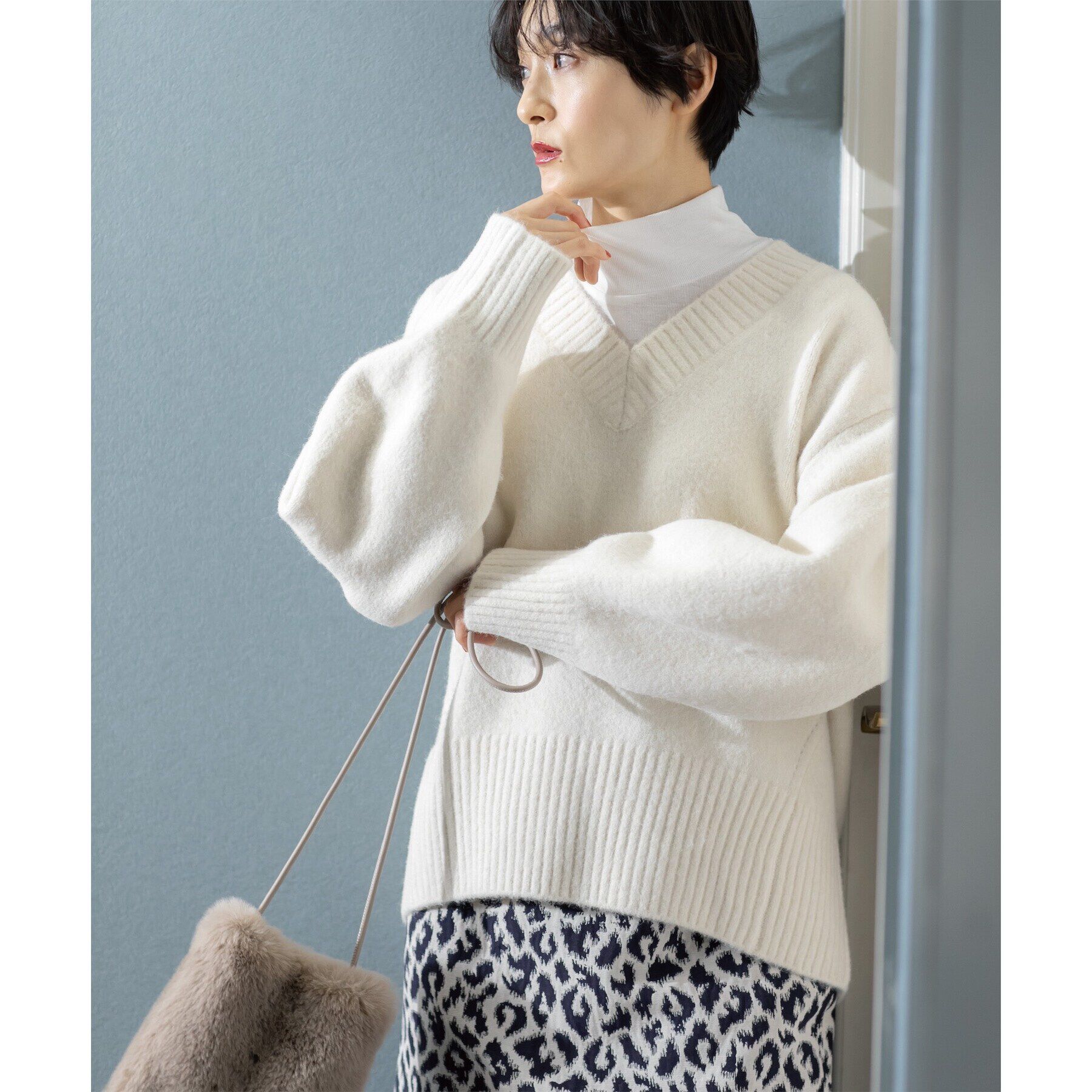 OPAQUE.CLIP「《7color》ふわふわVネックニット【洗濯機洗い可】」|ニット・セーター|