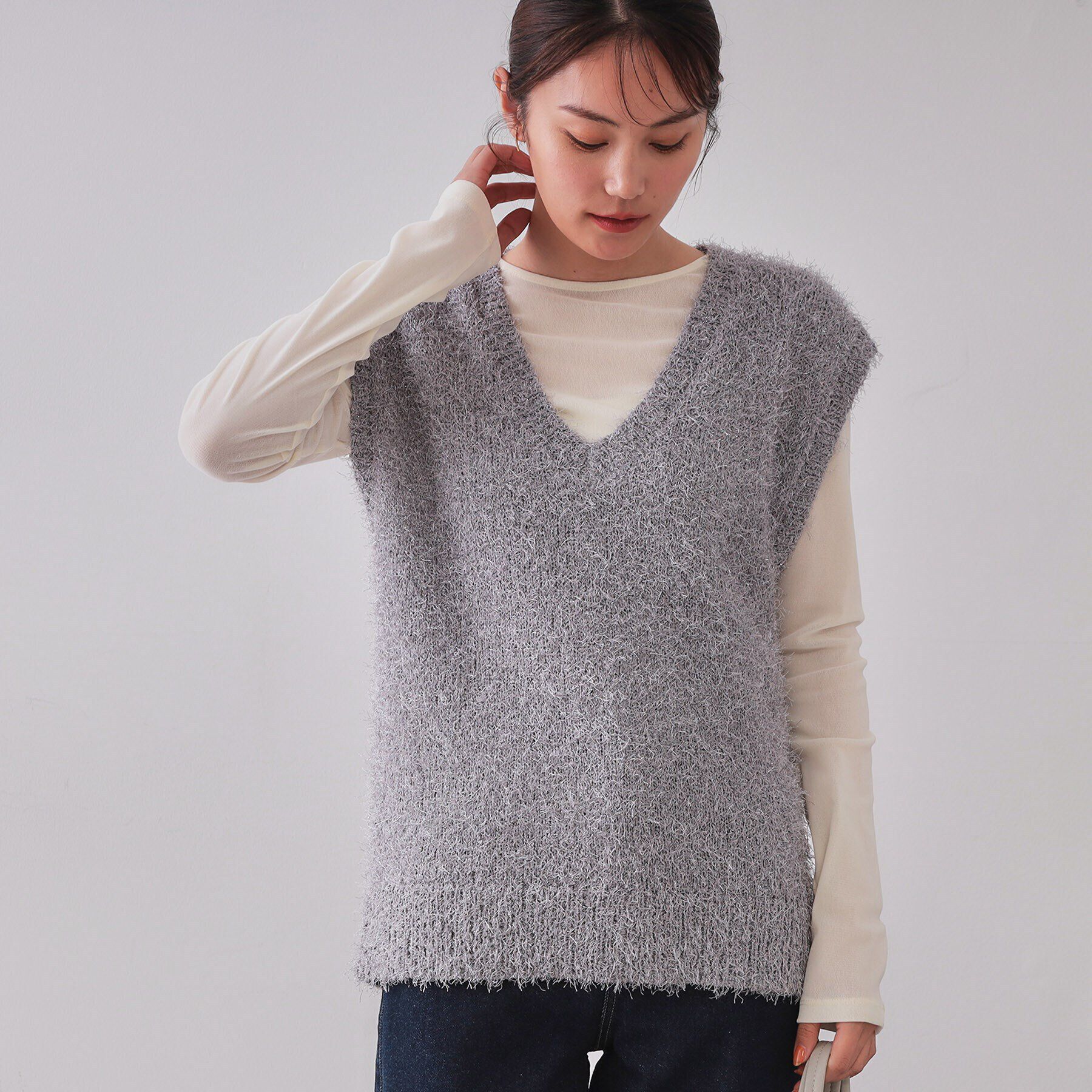 OPAQUE.CLIP「《andGIRL掲載》ラメシャギーニットベスト【洗濯機洗い可/抗ピル】」|ベスト・ジレ|チャコールグレー(6