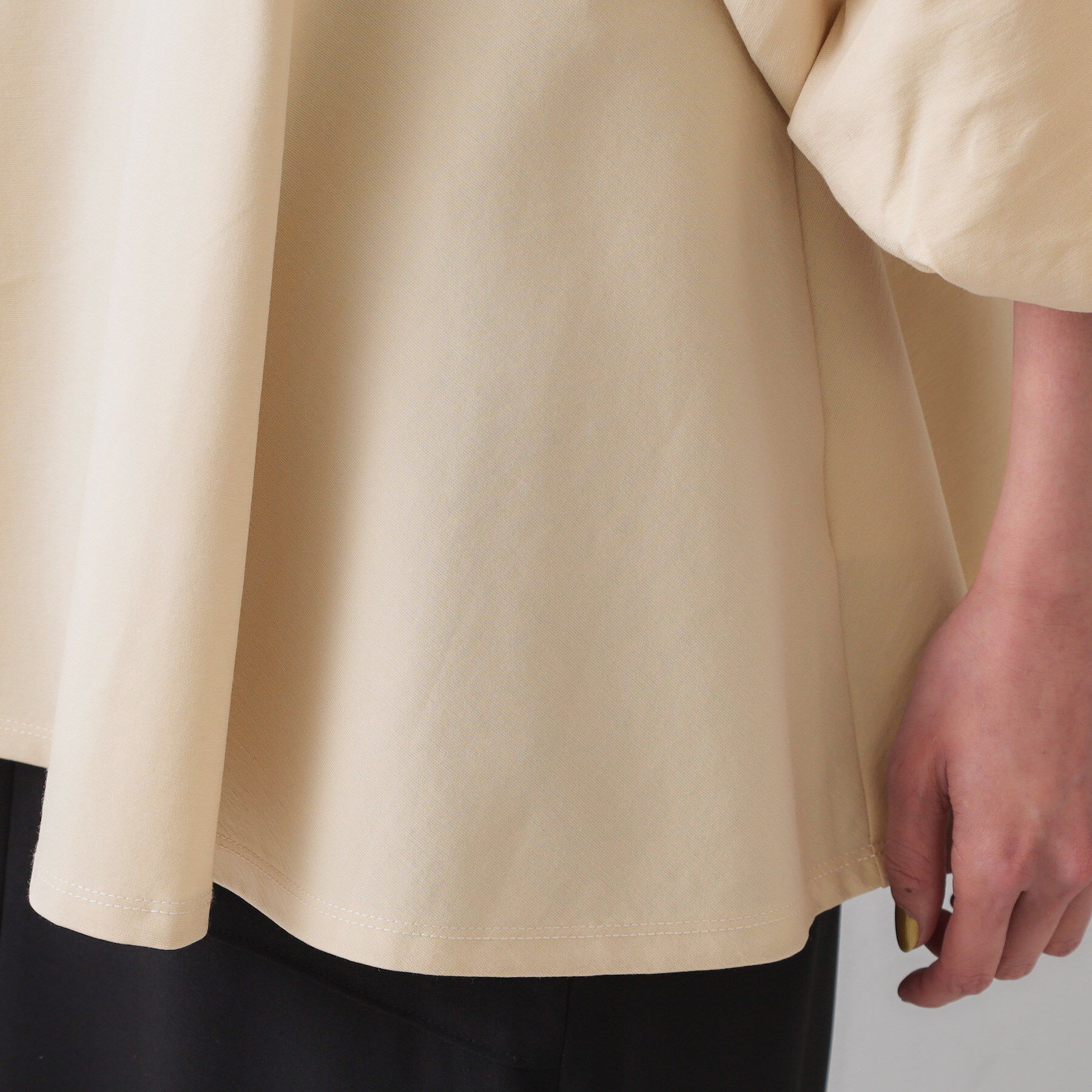 OPAQUE.CLIP「ボリュームスリーブペプラムトップス【洗濯機洗い可】」|Tシャツ・カットソー|