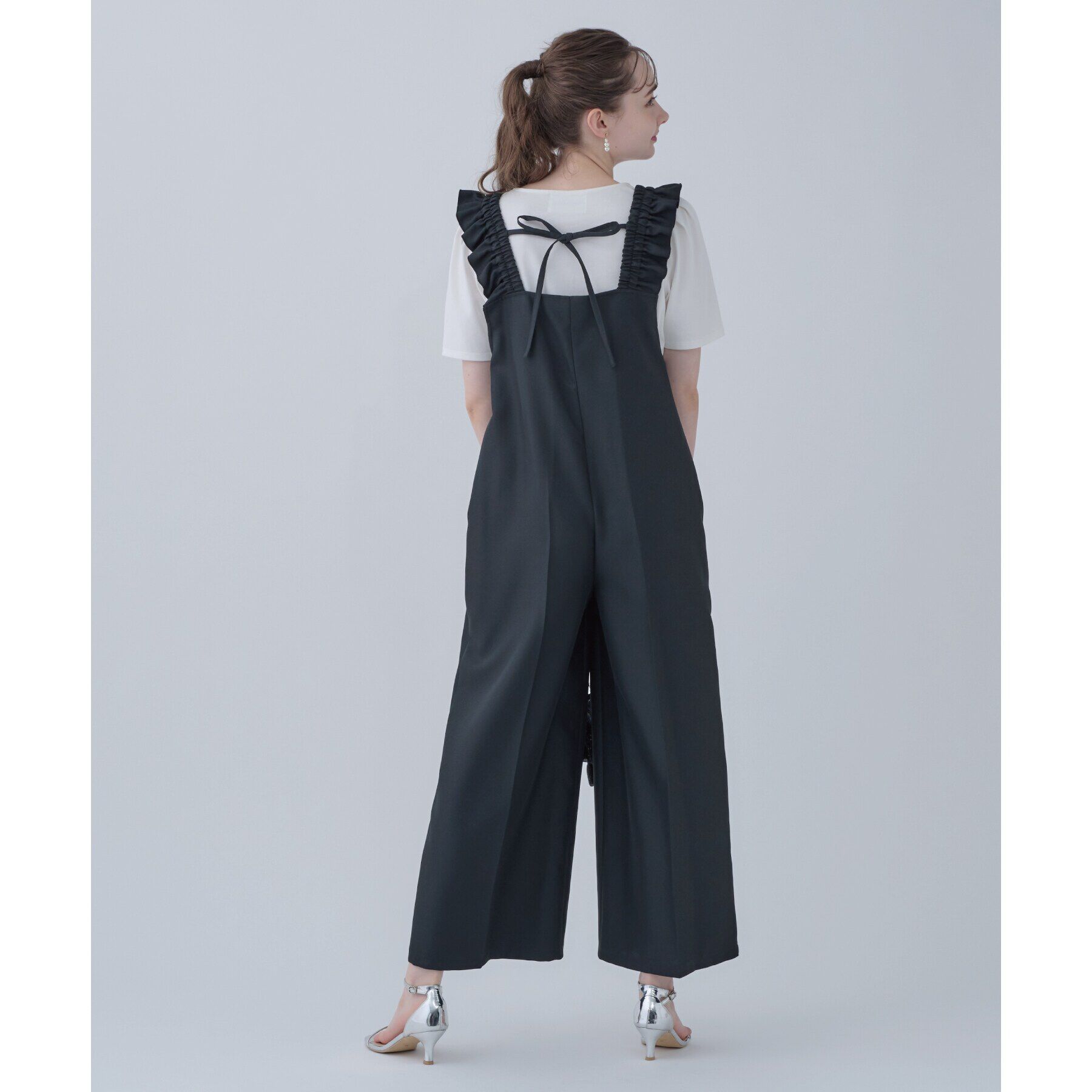 Couture broach「【カワイさを引き立てる】フリルデザインロンパース」|オールインワン|