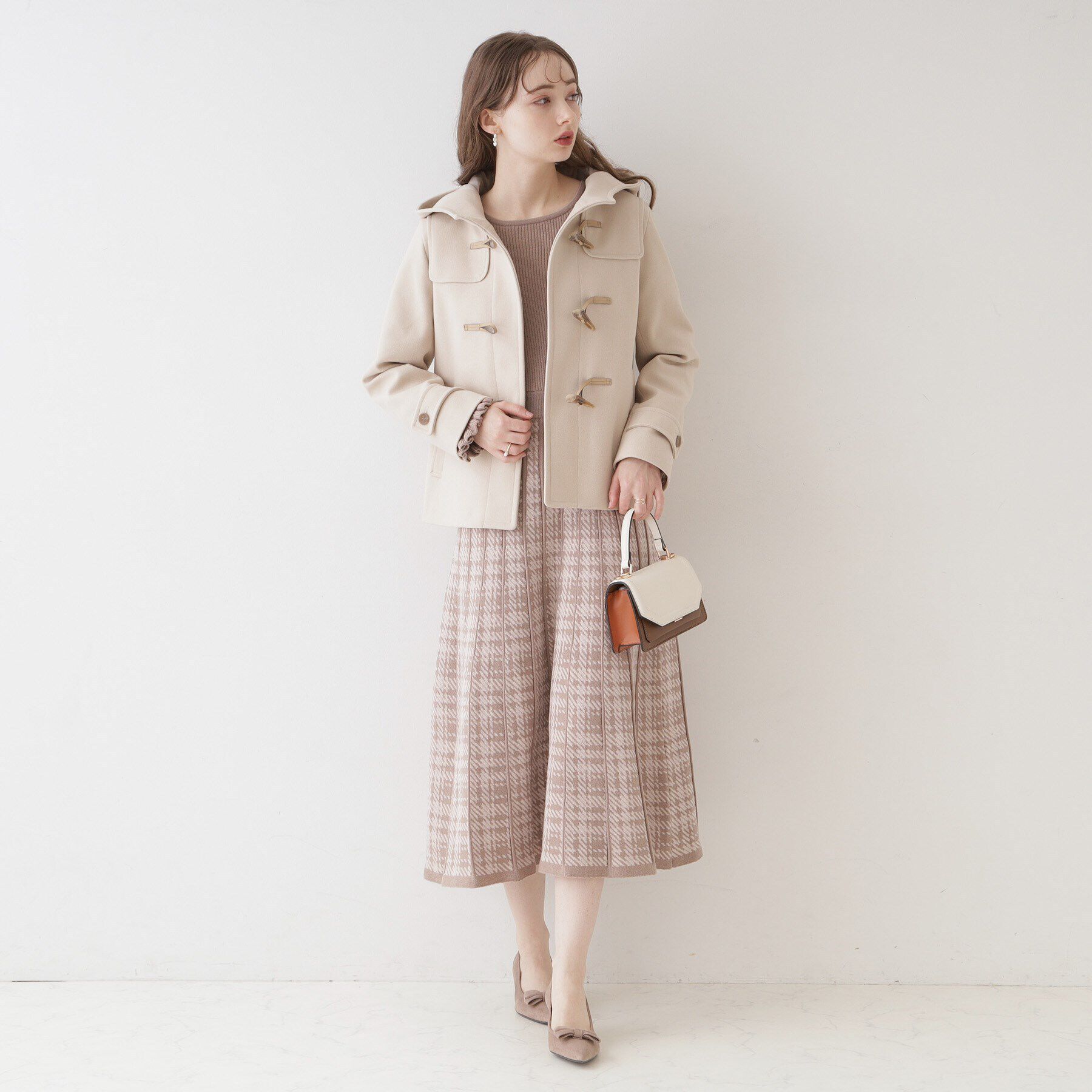 Couture broach「【きれいめ通勤にも、カジュアルにも】ショートダッフルコート」|ダッフルコート|