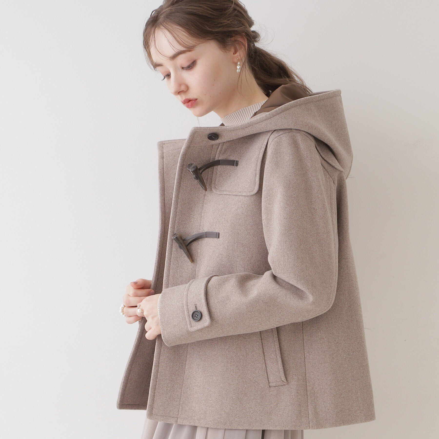 Couture broach「【きれいめ通勤にも、カジュアルにも】ショートダッフルコート」|ダッフルコート|