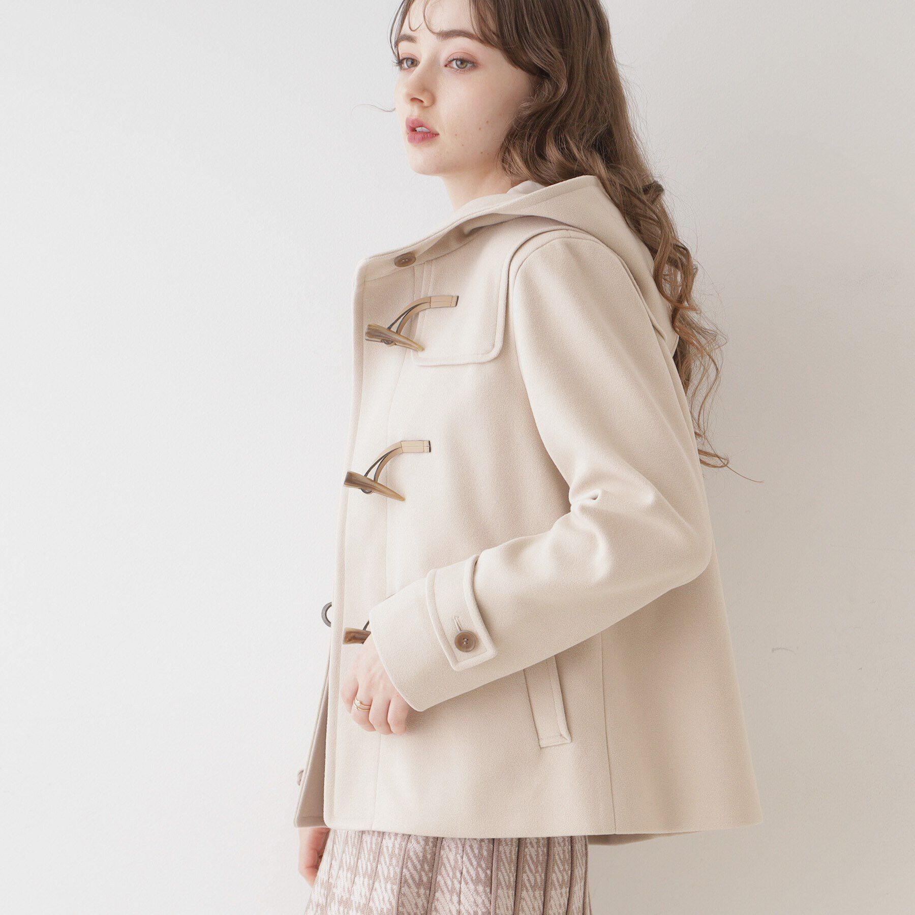 Couture broach「【きれいめ通勤にも、カジュアルにも】ショートダッフルコート」|ダッフルコート|