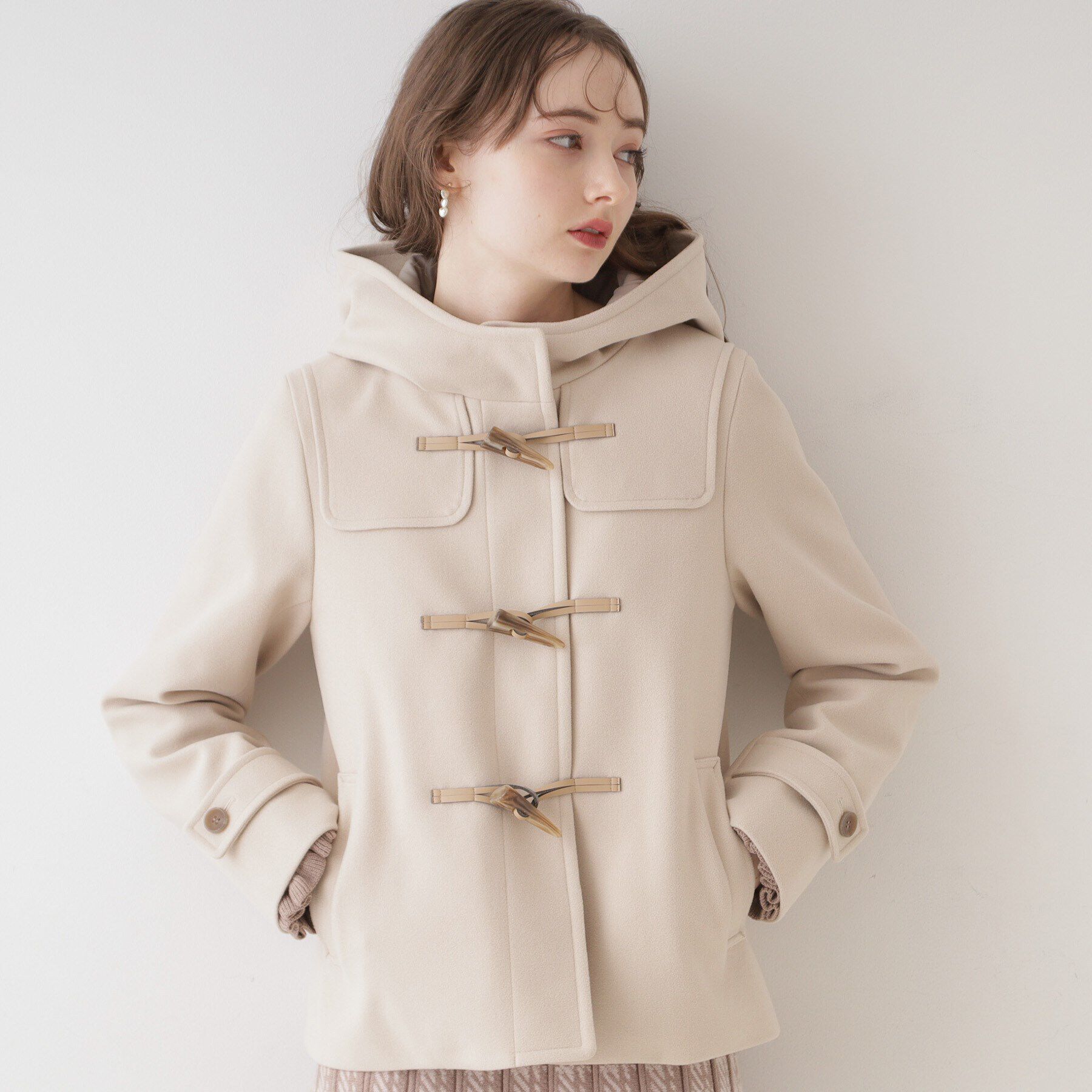 Couture broach「【きれいめ通勤にも、カジュアルにも】ショートダッフルコート」|ダッフルコート|