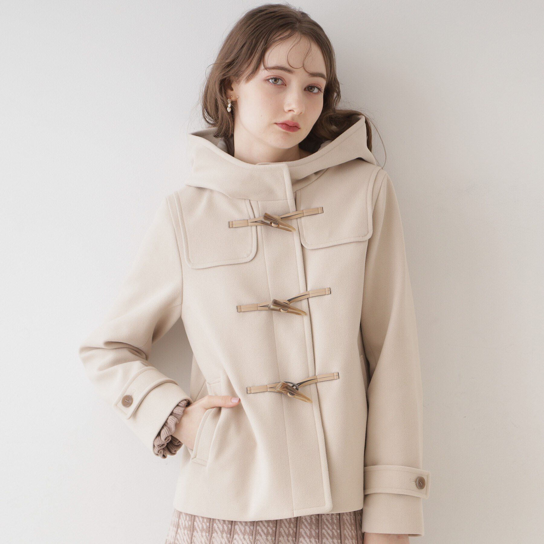 Couture broach「【きれいめ通勤にも、カジュアルにも】ショートダッフルコート」|ダッフルコート|