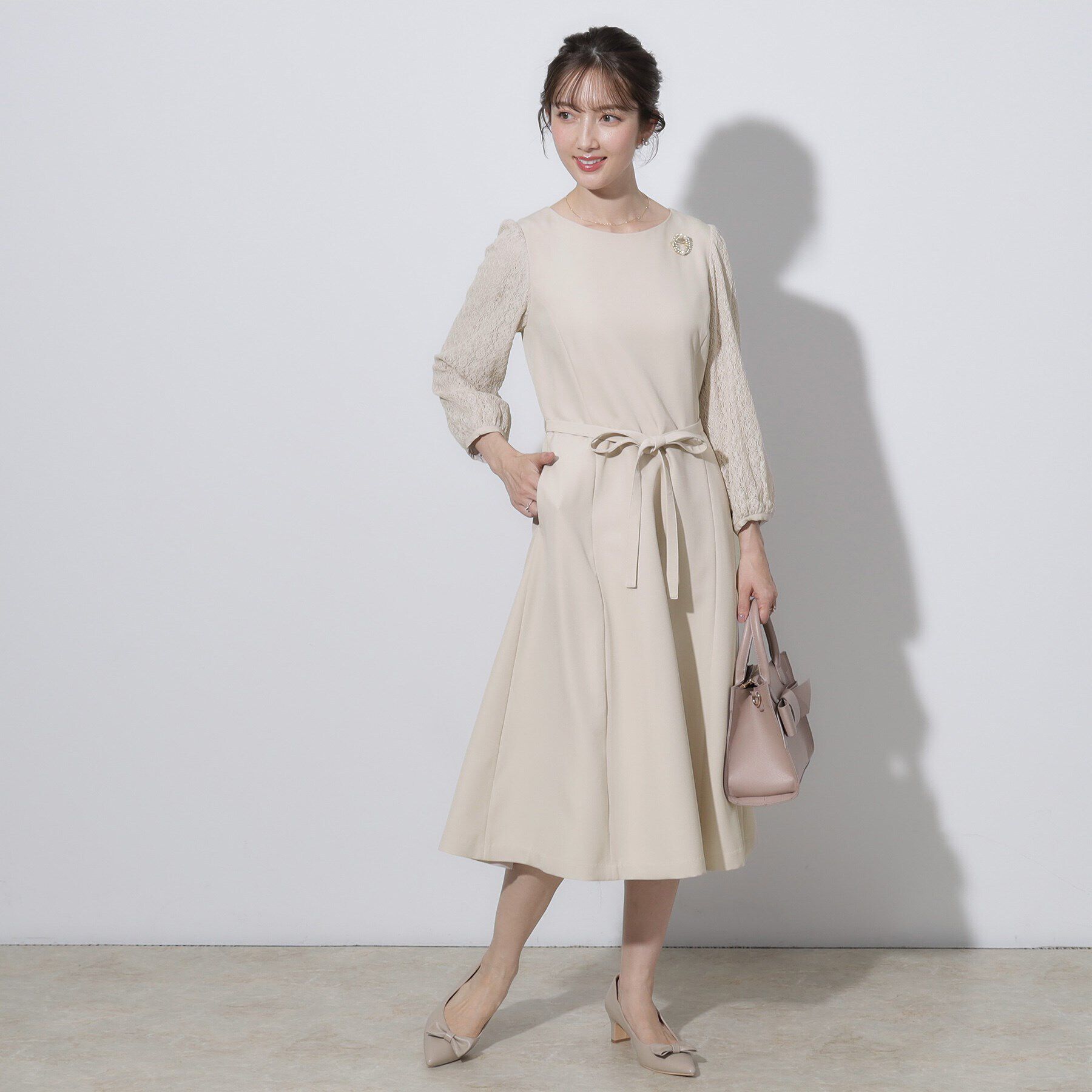 Couture broach「【セレモニーシーン・おでかけにも】袖レースAラインワンピース」|ワンピース|