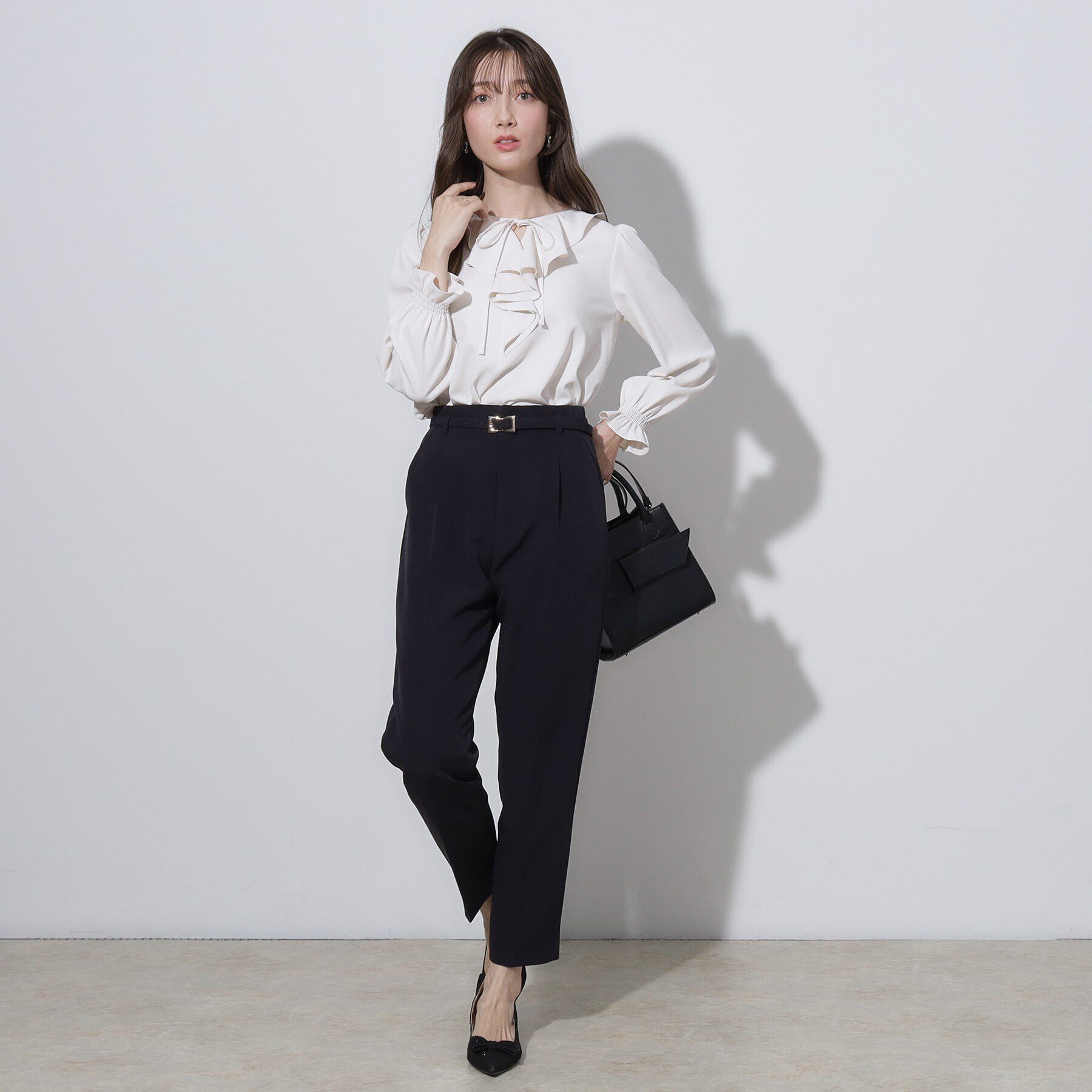 Couture broach「【セレモニーシーン/お仕事にも】ダブルクロステーパードパンツ」|その他|