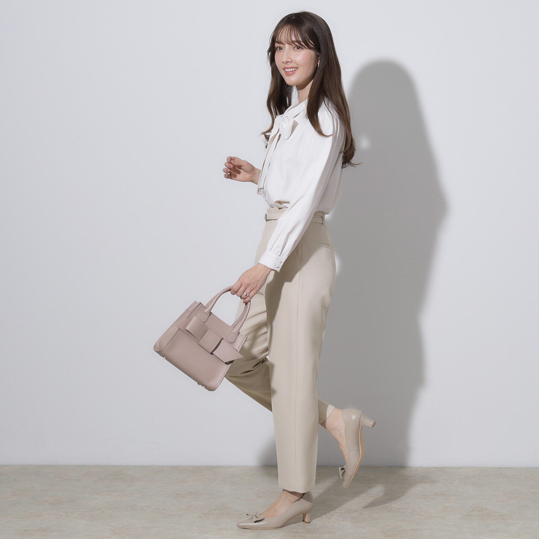 Couture broach「【セレモニーシーン/お仕事にも】ダブルクロステーパードパンツ」|その他|