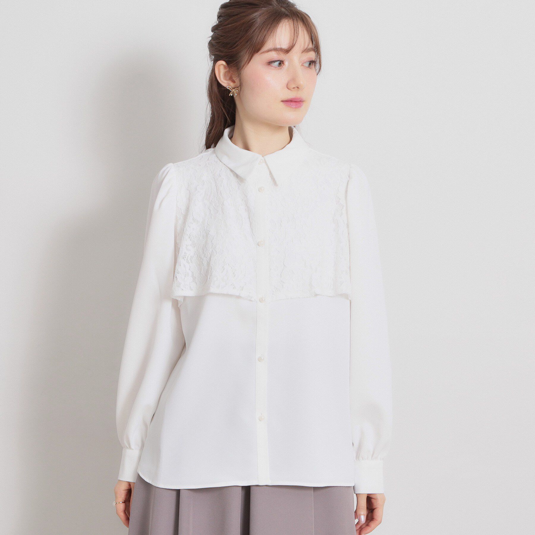 Couture broach「総レース切り替えパール調ボタンブラウス」|シャツ・ブラウス|