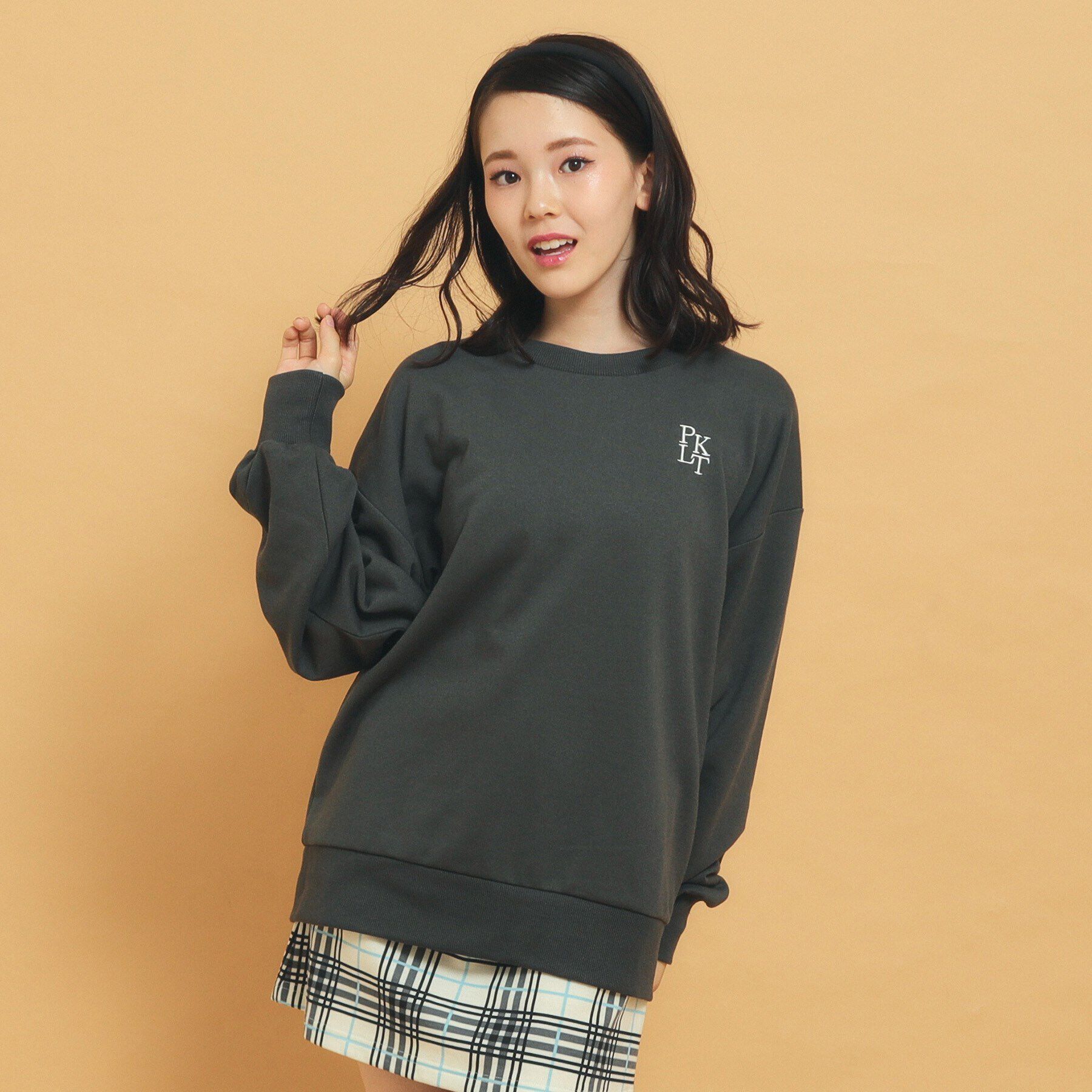 PINK-latte「秋冬マストアイテム クマ裏毛スウェット」|Tシャツ・カットソー|チャコールグレー(0