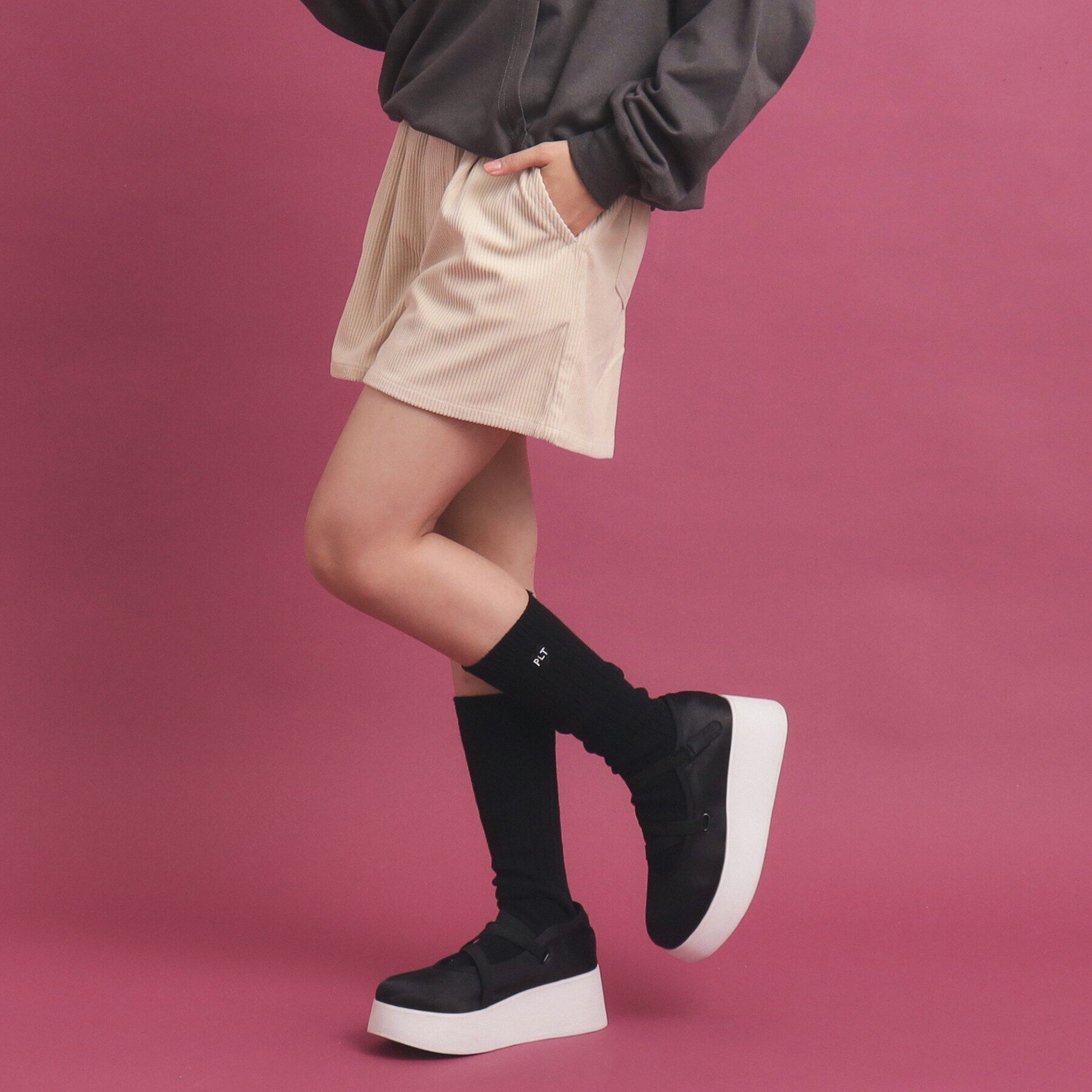 PINK-latte「ベーシック コーディロイショートパンツ」|キュロット|