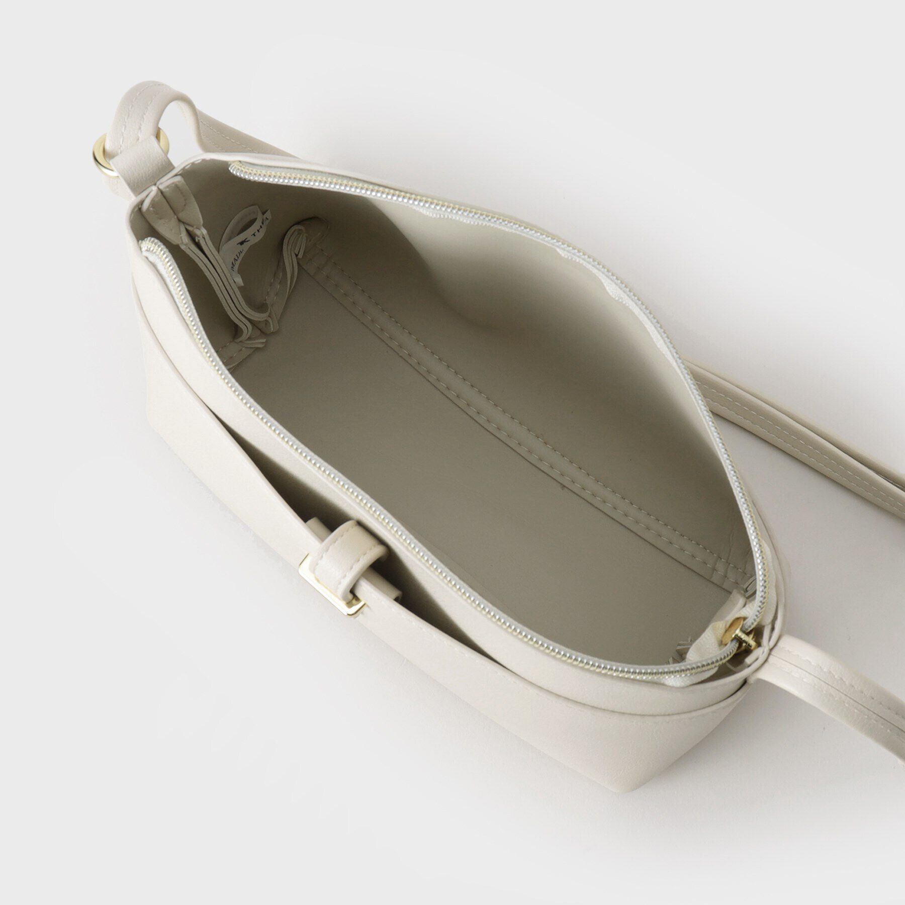 THE SHOP TK「【＠BAILA掲載】人間工学エアルダーミニショルダー/軽量/美しさと快適を両立」|ショルダー・メッセンジャー|