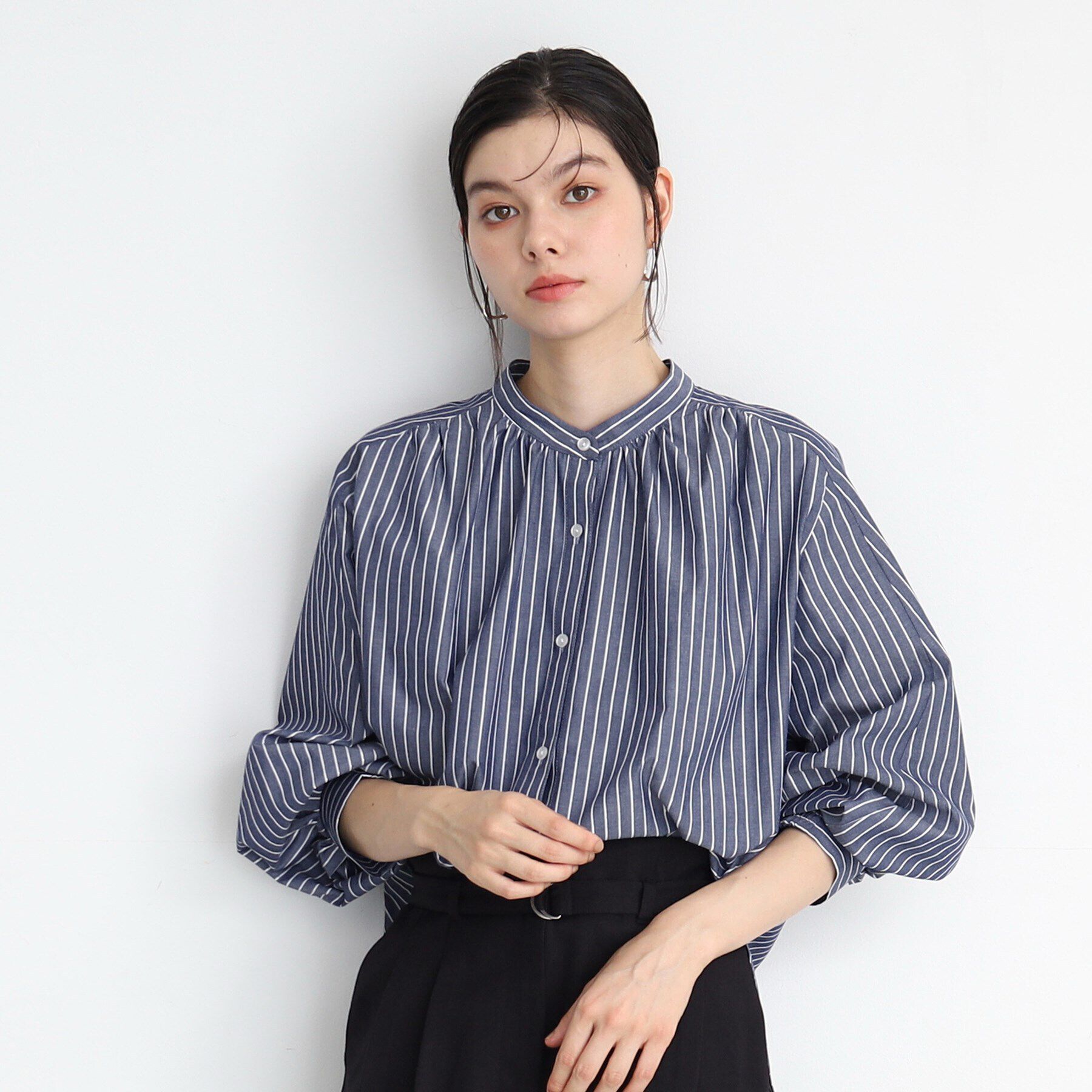 THE SHOP TK「【着映え/洗濯機OK/クラシカルに】ラメストライプシャツ」|シャツ・ブラウス|