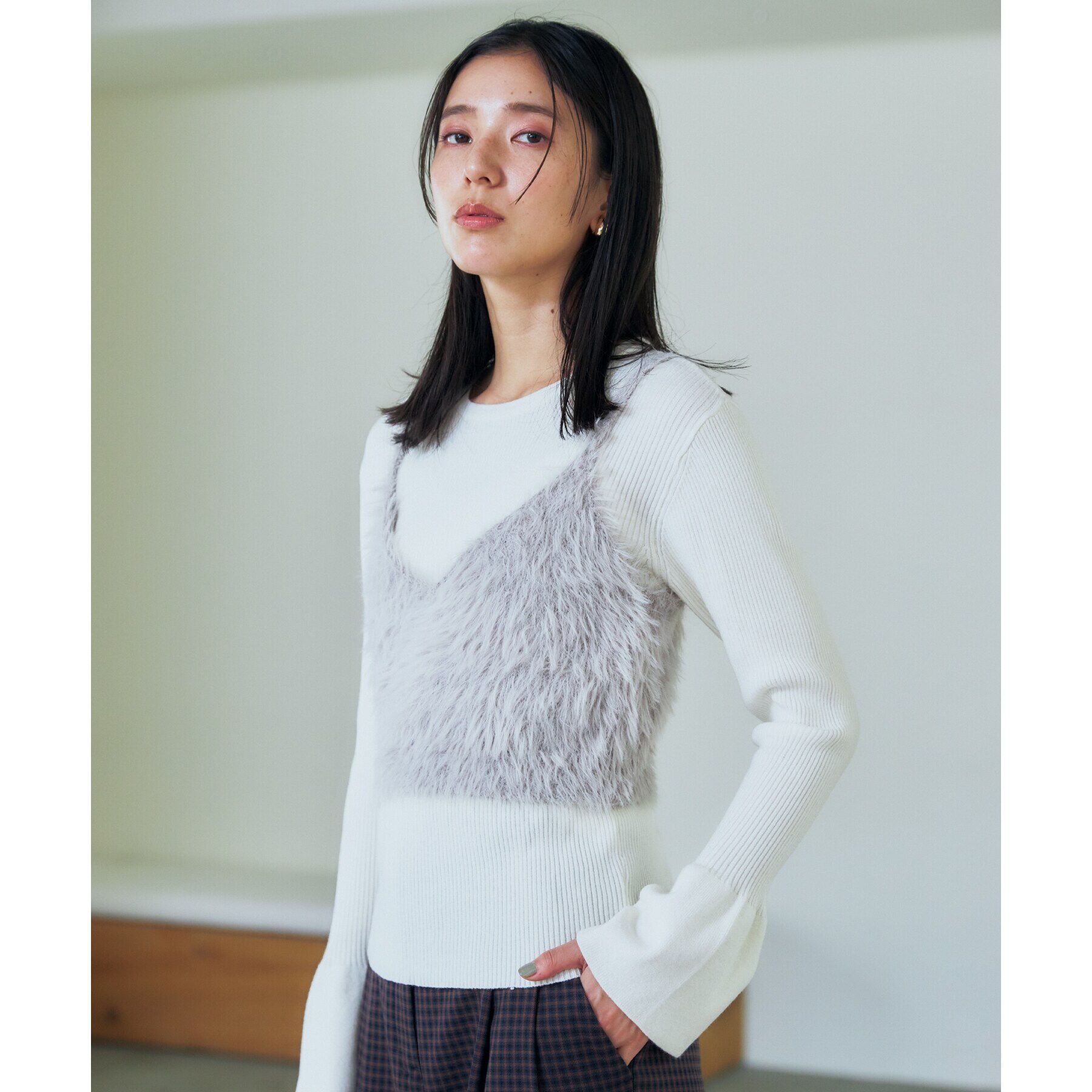 THE SHOP TK「【＠BAILA掲載】ふわふわビスチェ&times;フレア袖ニット/セットアイテム」|ニット・セーター|