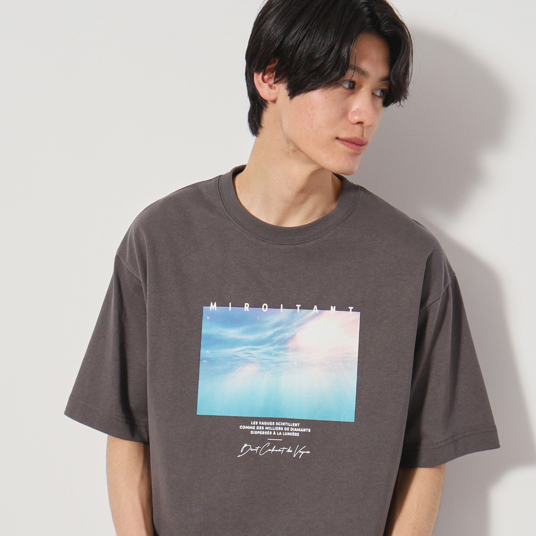 THE SHOP TK「【Begin6月号掲載】オーガニックコットンプリント半袖Tシャツ」|Tシャツ・カットソー|チャコールグレー(1