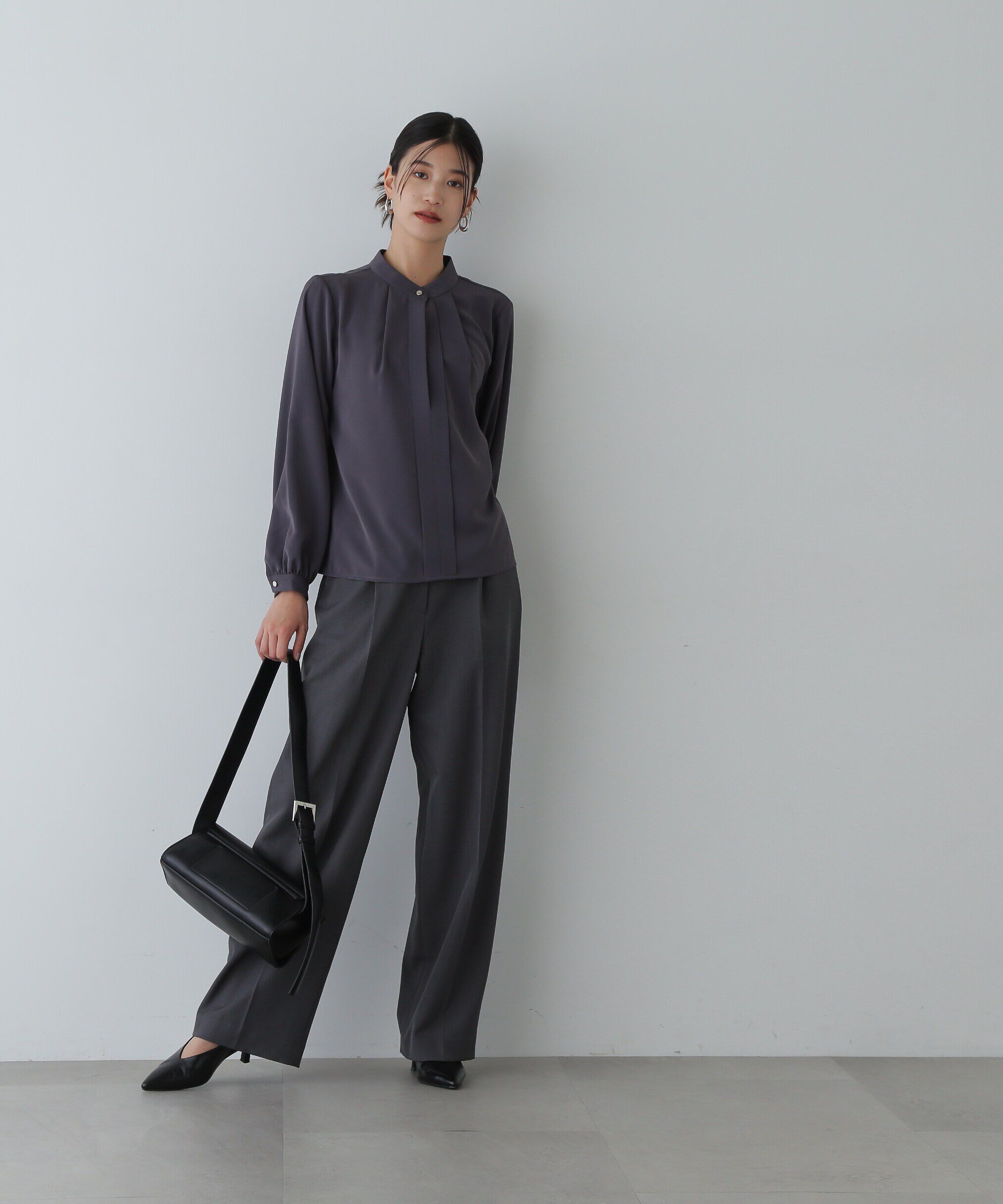  「スタンドカラーフロントタックブラウス」|シャツ・ブラウス|