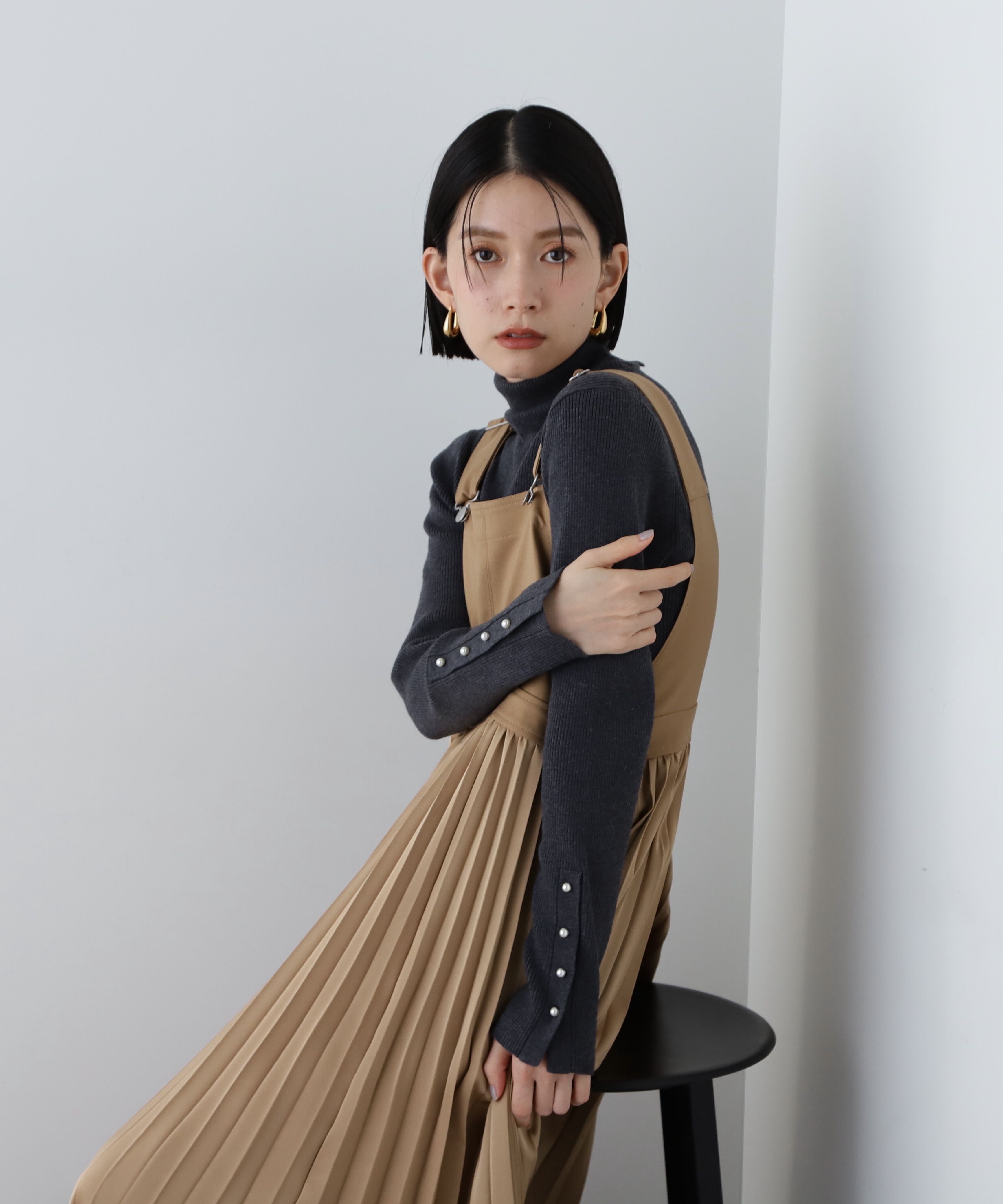  「パールボタンタートルネックニット《WEB限定商品》」|ニット・セーター|