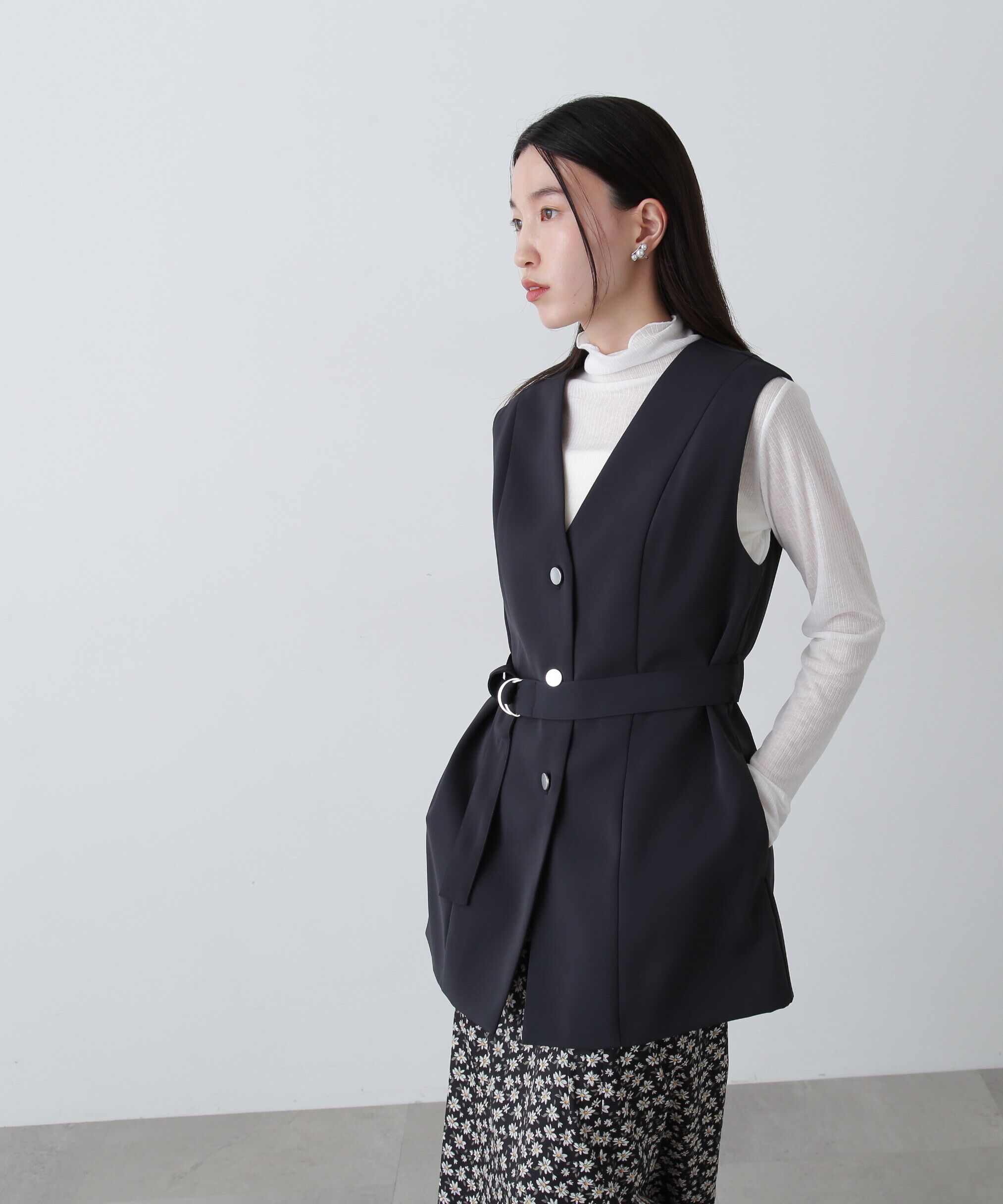  「ベルトツキペプラムジレ」|ブルゾン・スタジャン|チャコール1